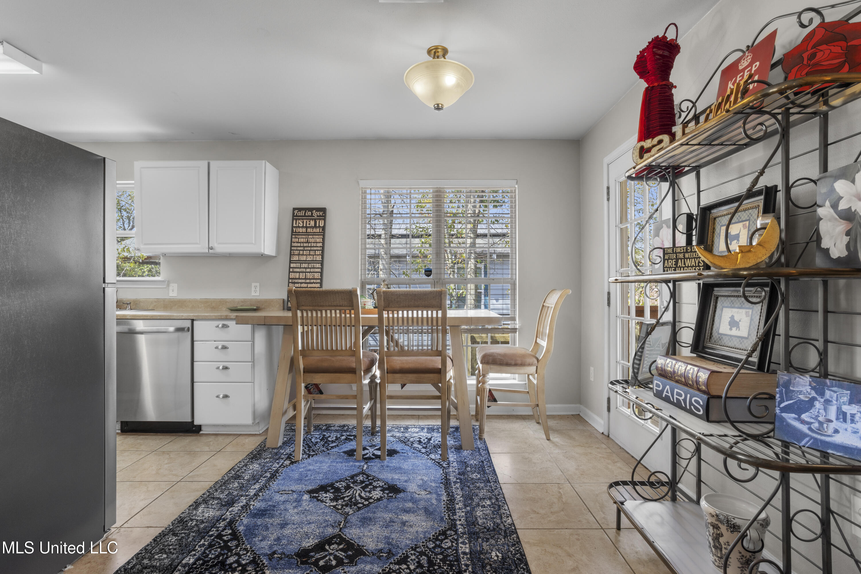 317 Old Spanish Trail