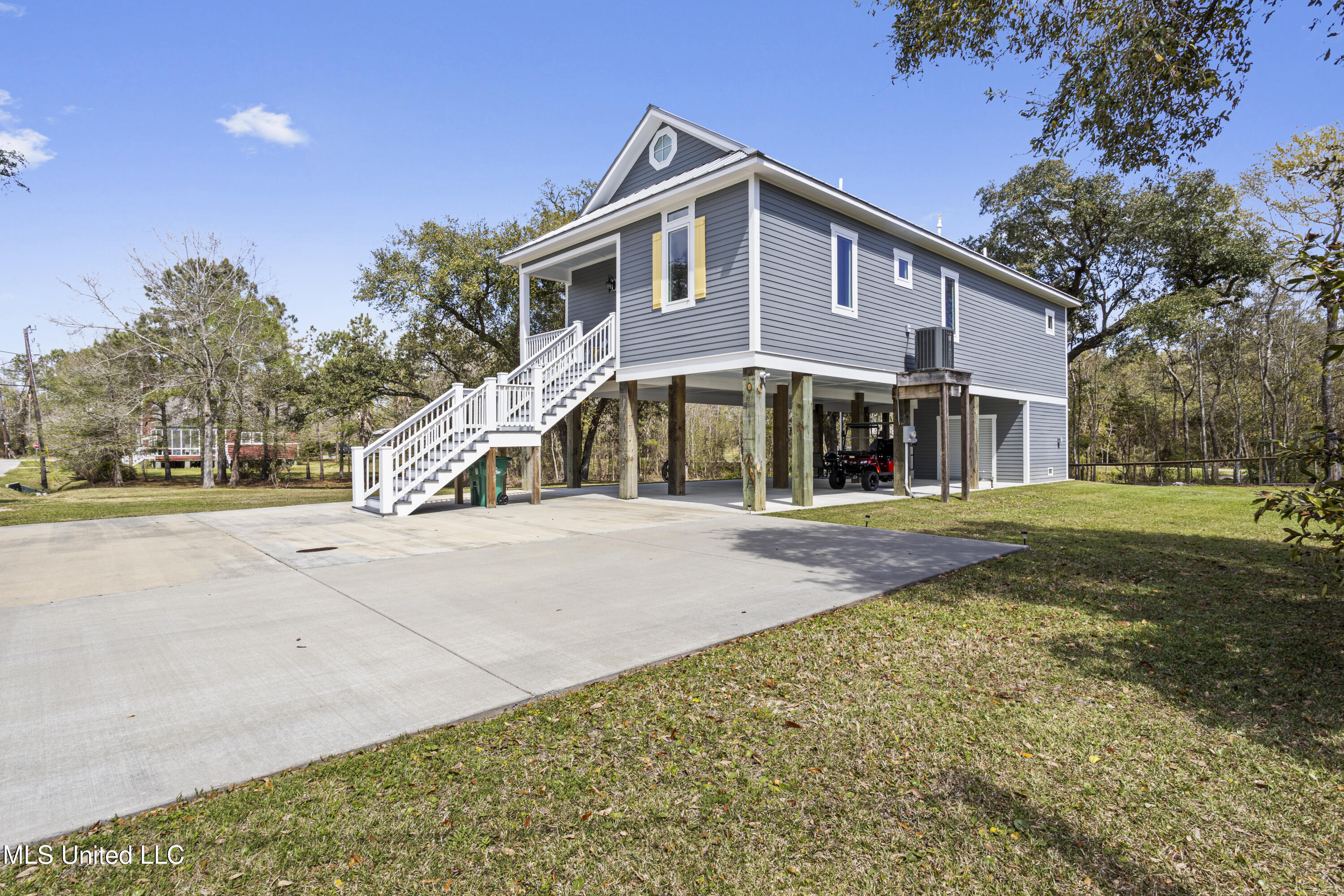 216 Gulf Drive