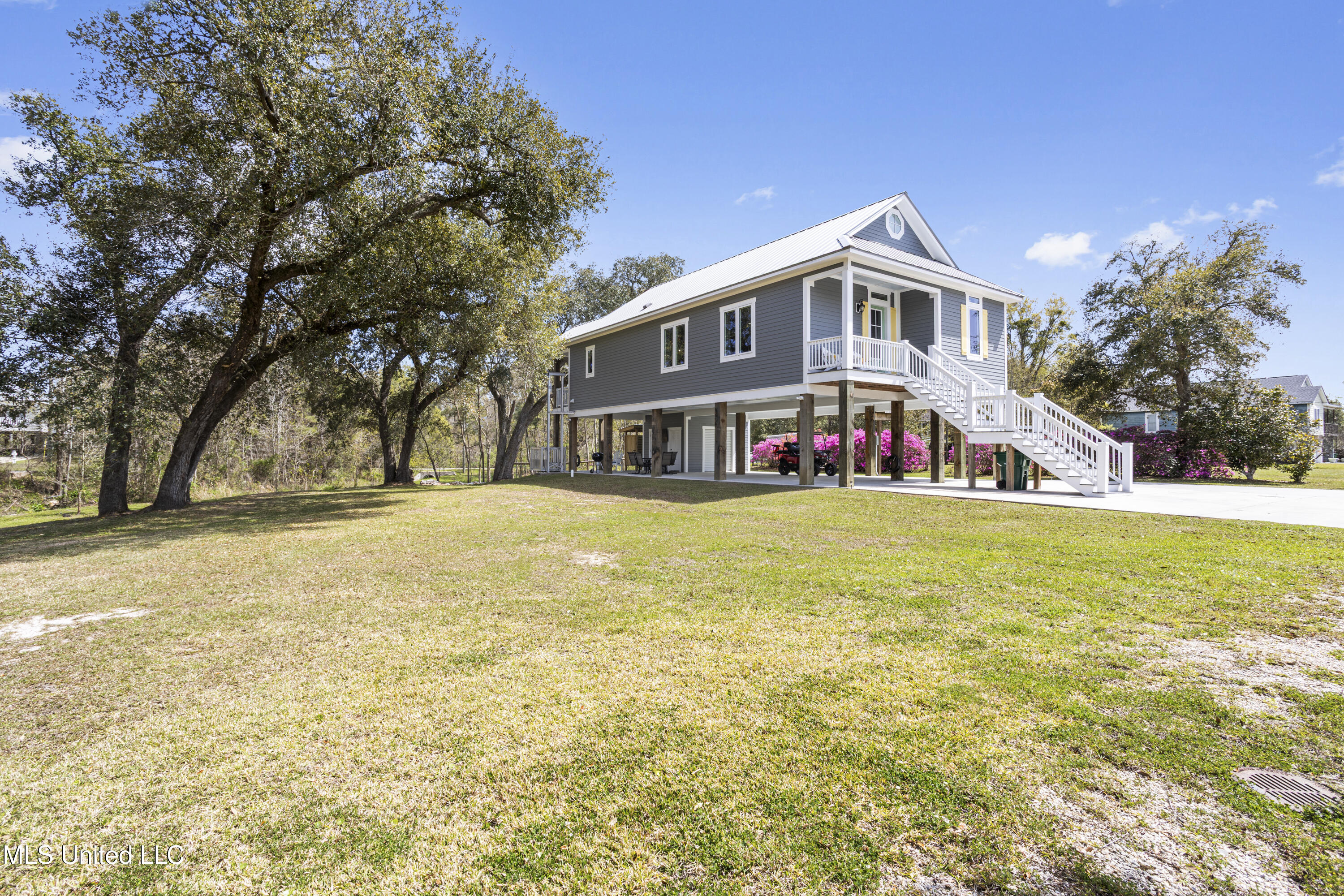 216 Gulf Drive
