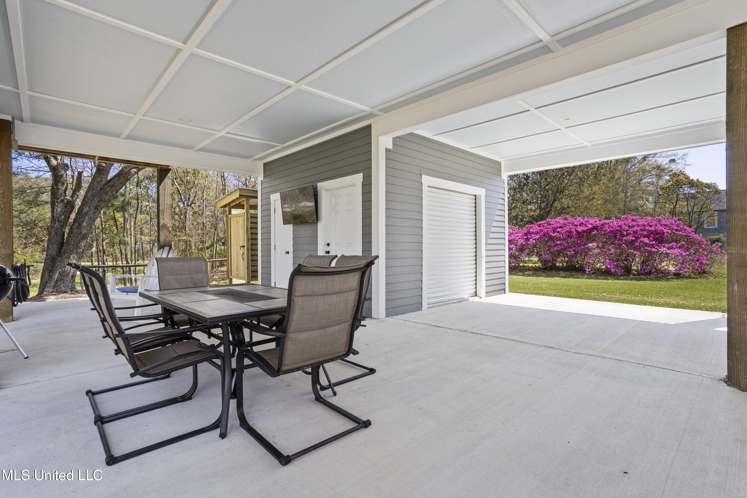 216 Gulf Drive