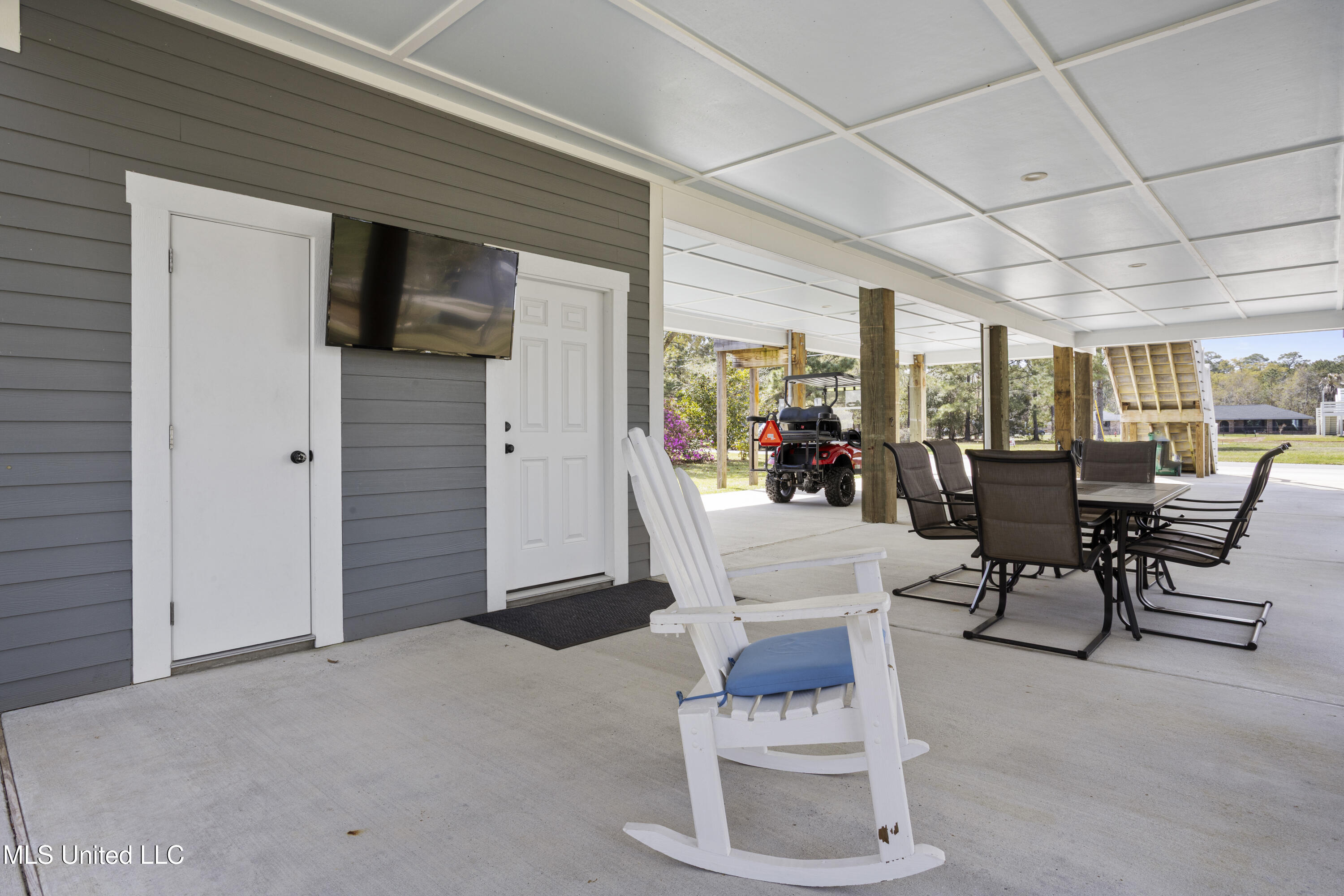 216 Gulf Drive