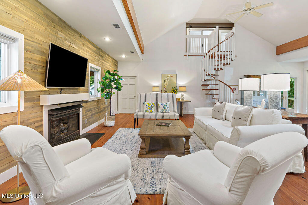 513 Jeff Davis Avenue