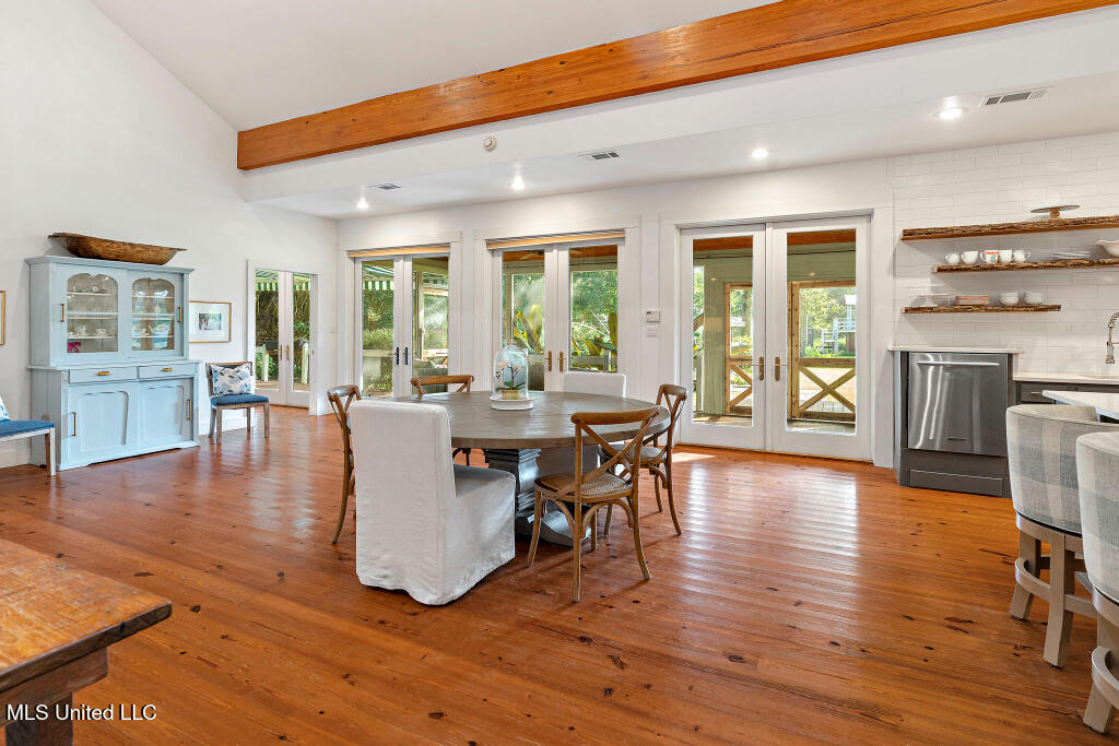 513 Jeff Davis Avenue