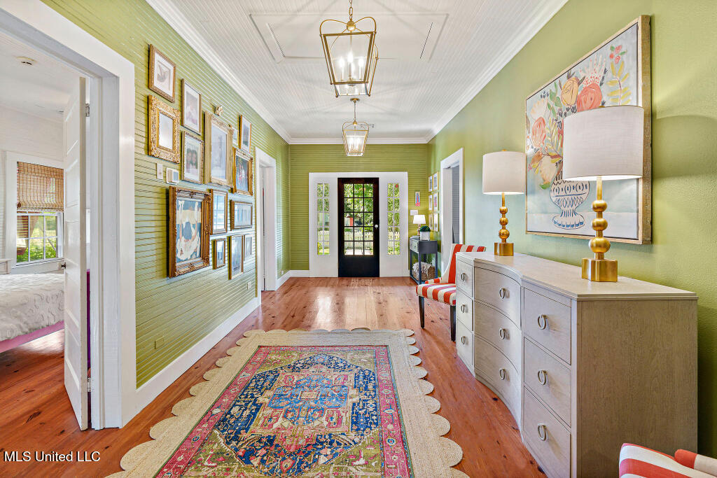 513 Jeff Davis Avenue