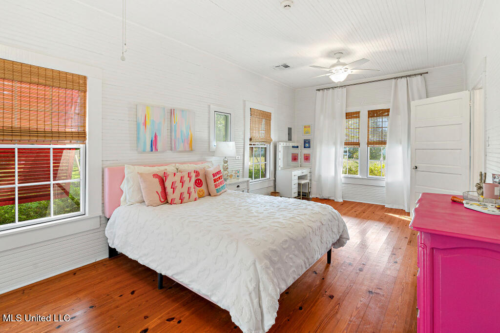 513 Jeff Davis Avenue