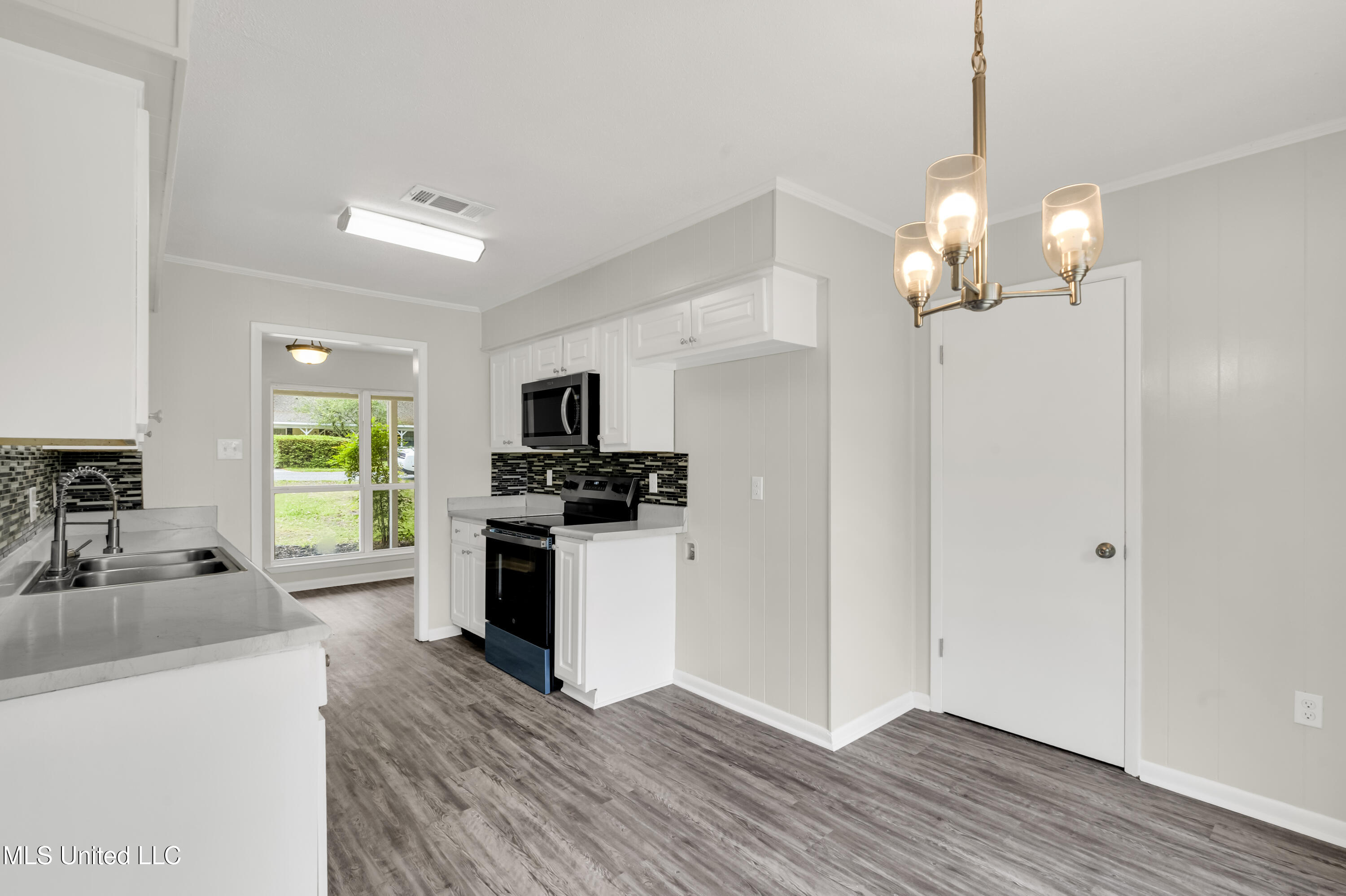 12399 Simpson Road