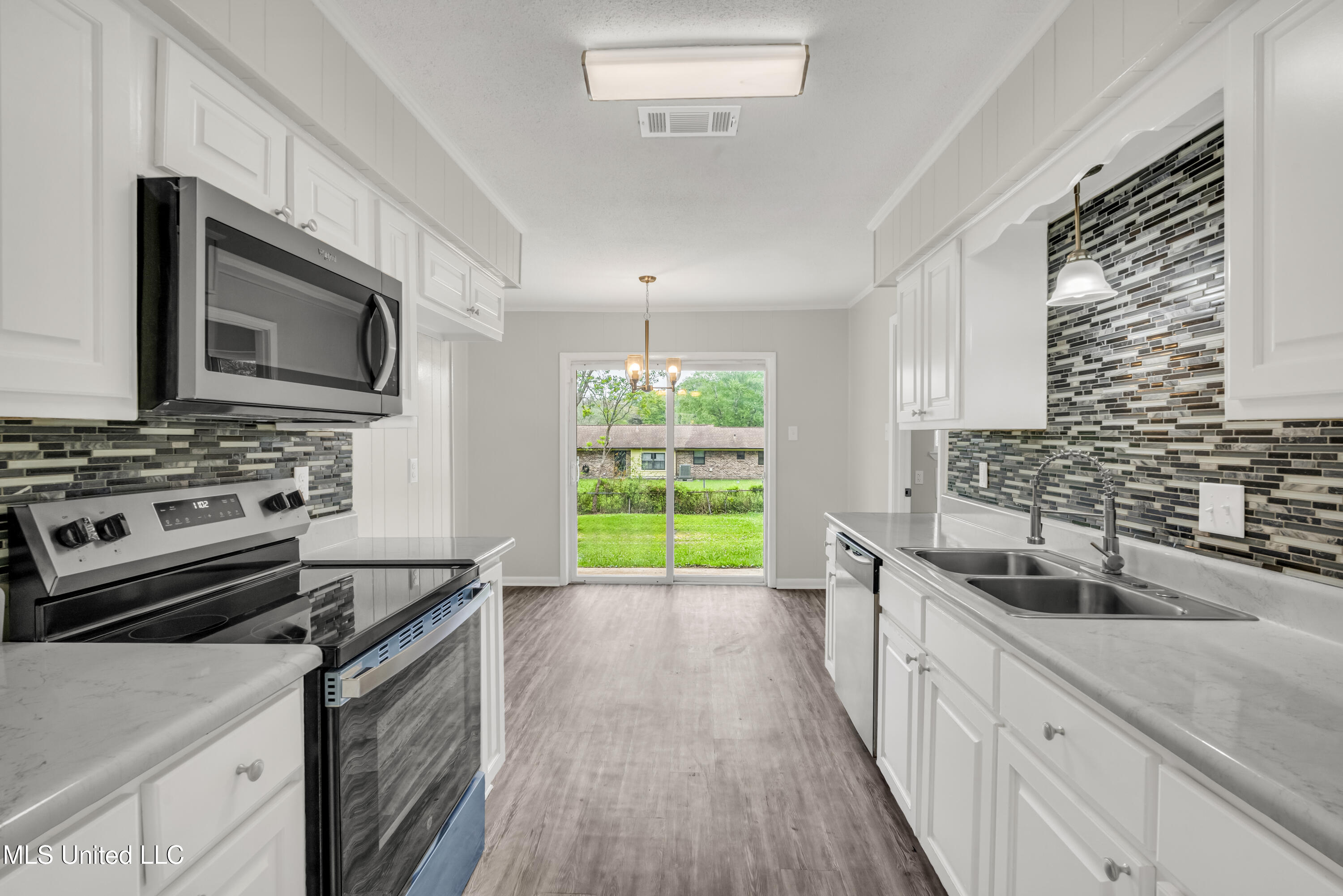 12399 Simpson Road