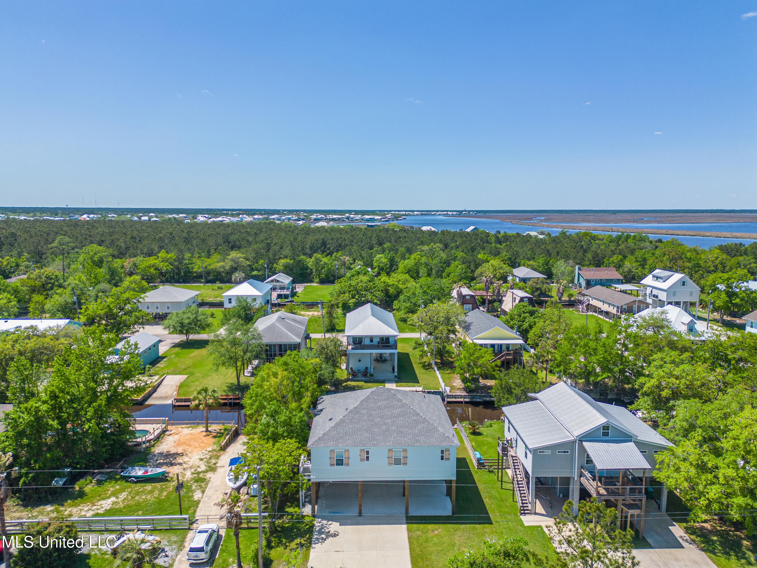 64 Fiber Street, Bay Saint Louis