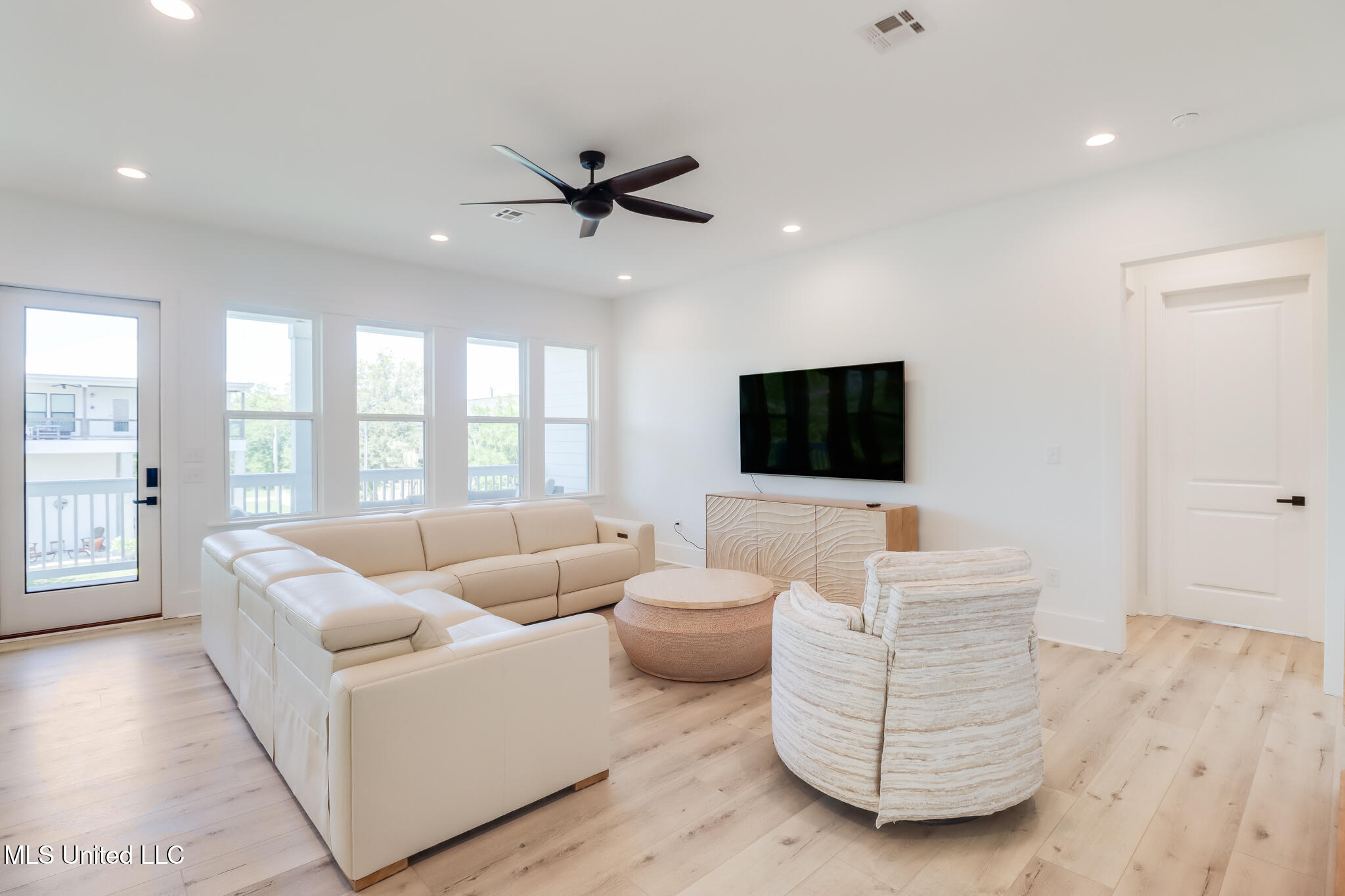 64 Fiber Street, Bay Saint Louis