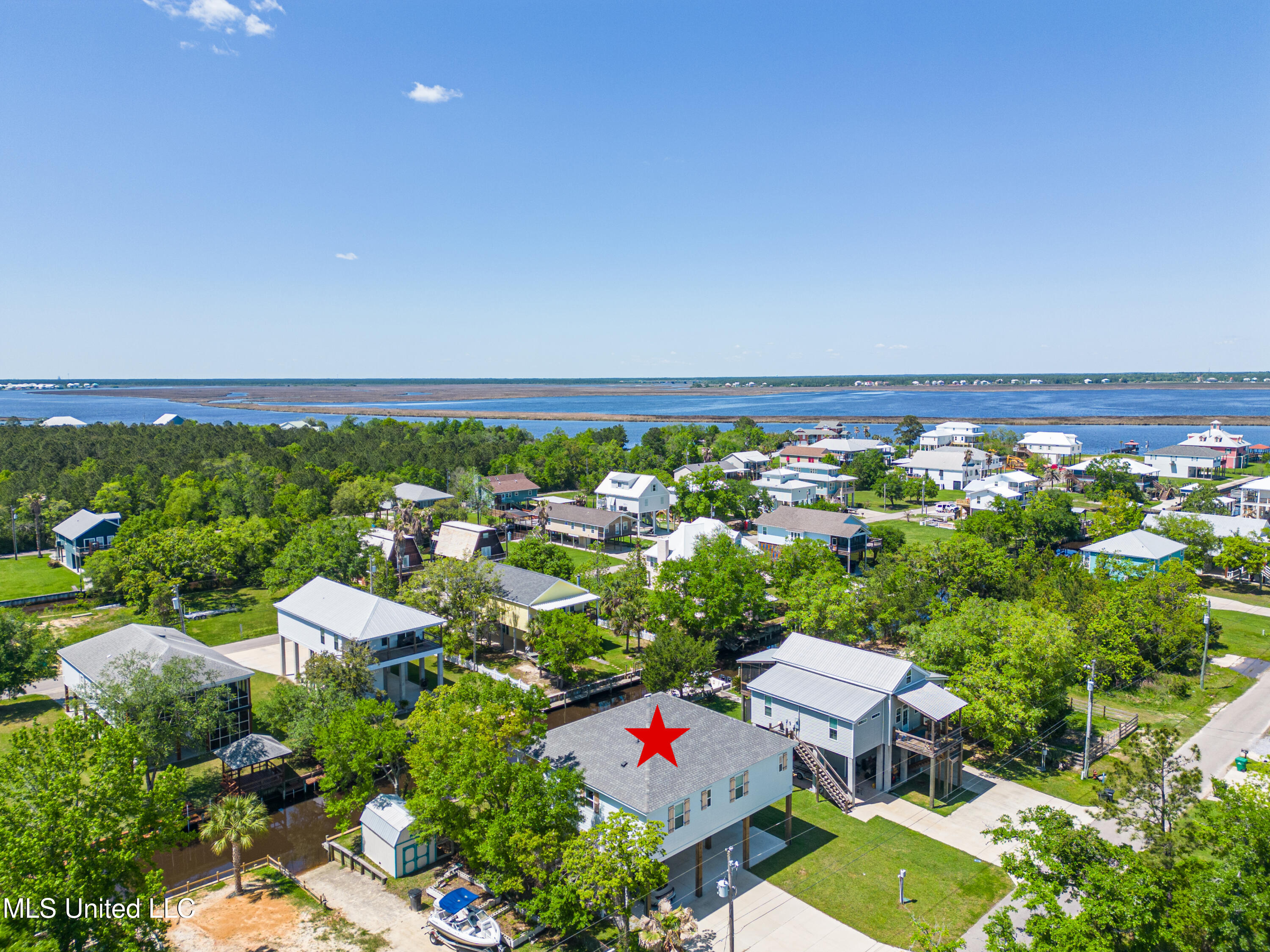 64 Fiber Street, Bay Saint Louis