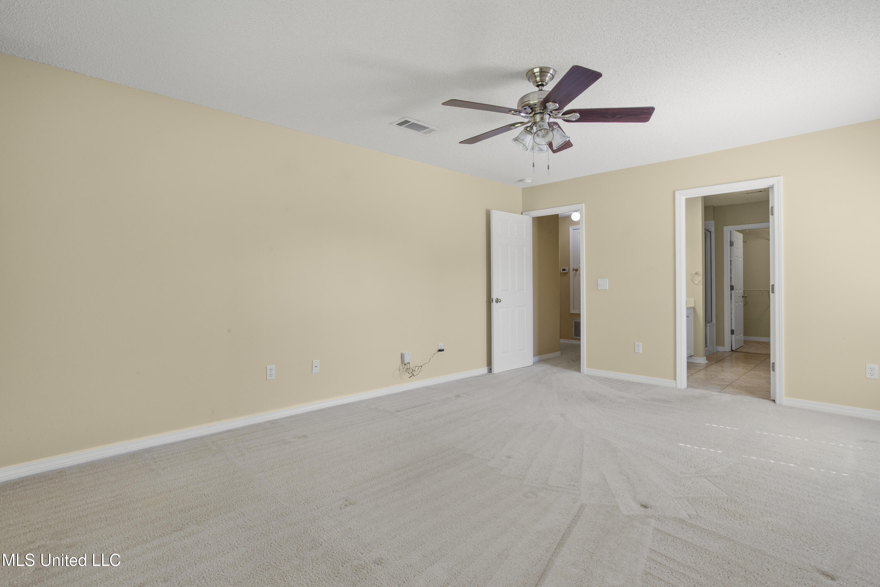 3126 Shadow Wood Drive
