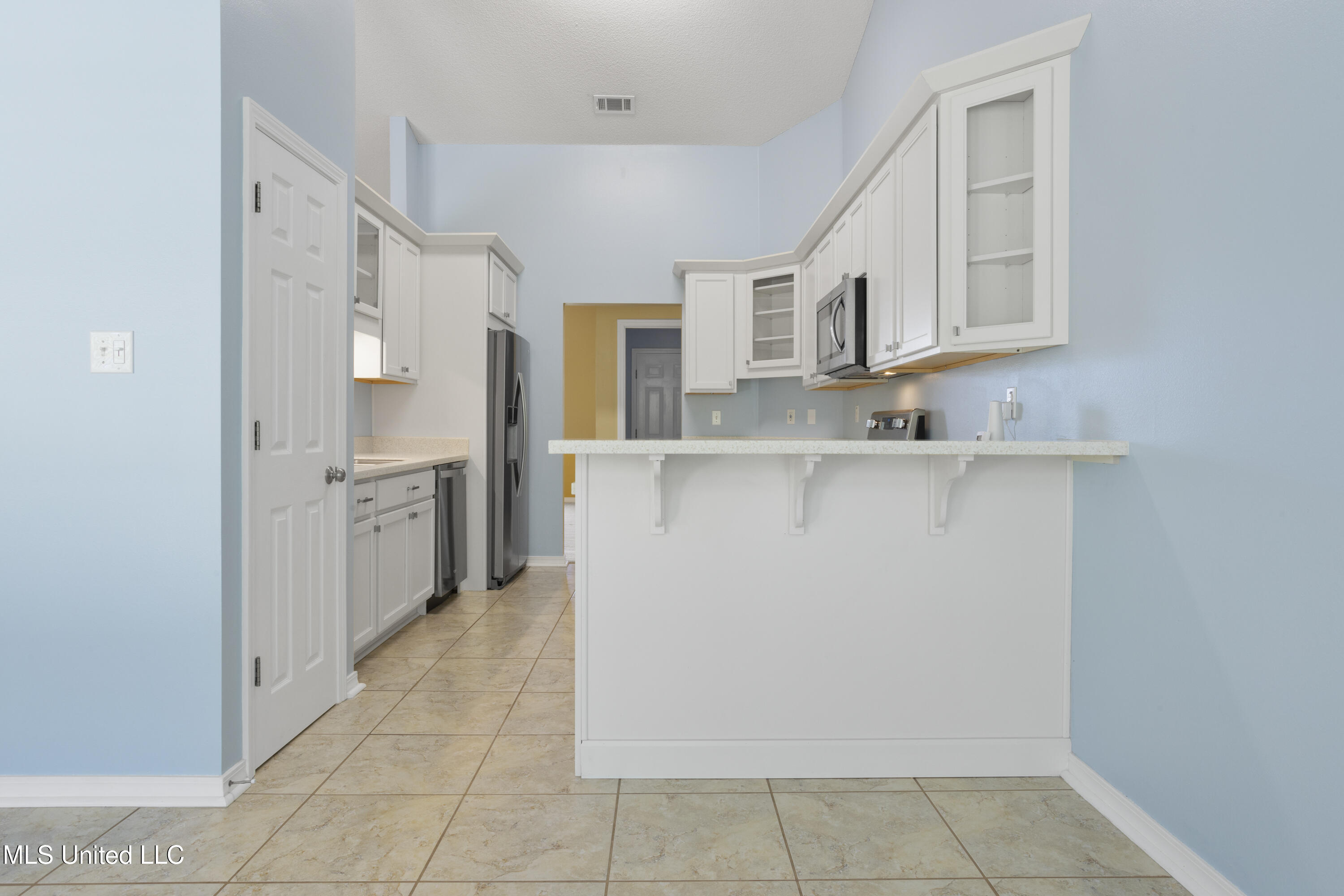 3126 Shadow Wood Drive