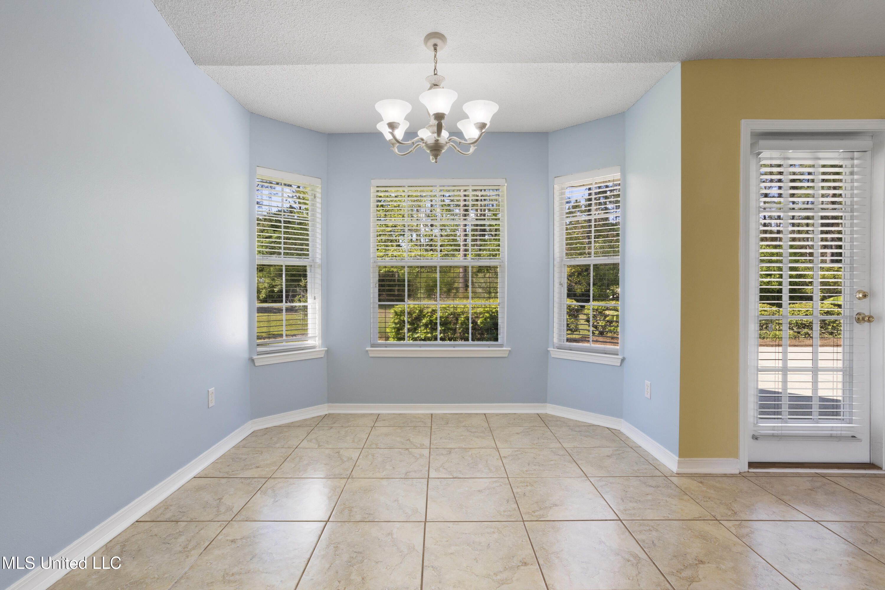 3126 Shadow Wood Drive
