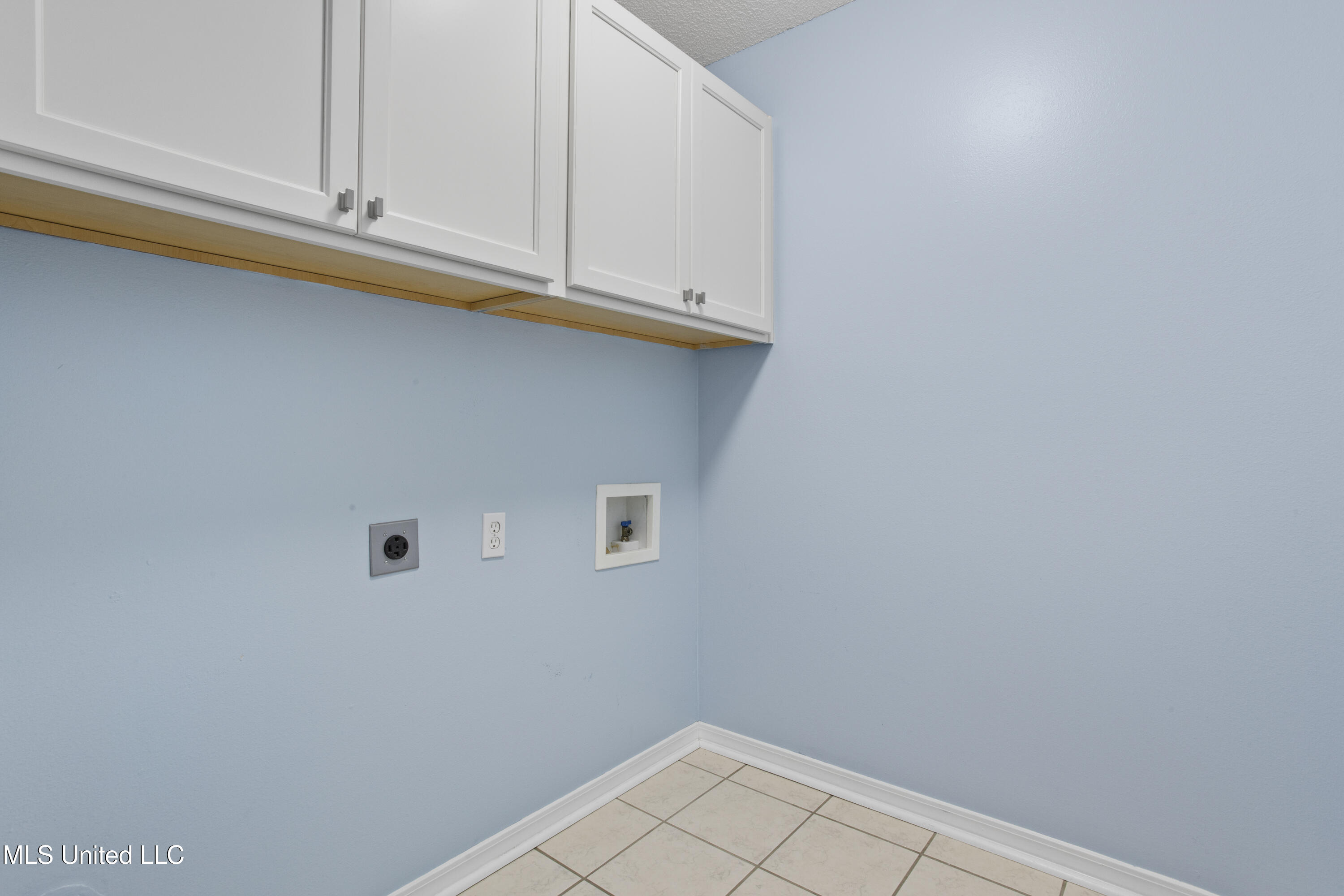 3126 Shadow Wood Drive