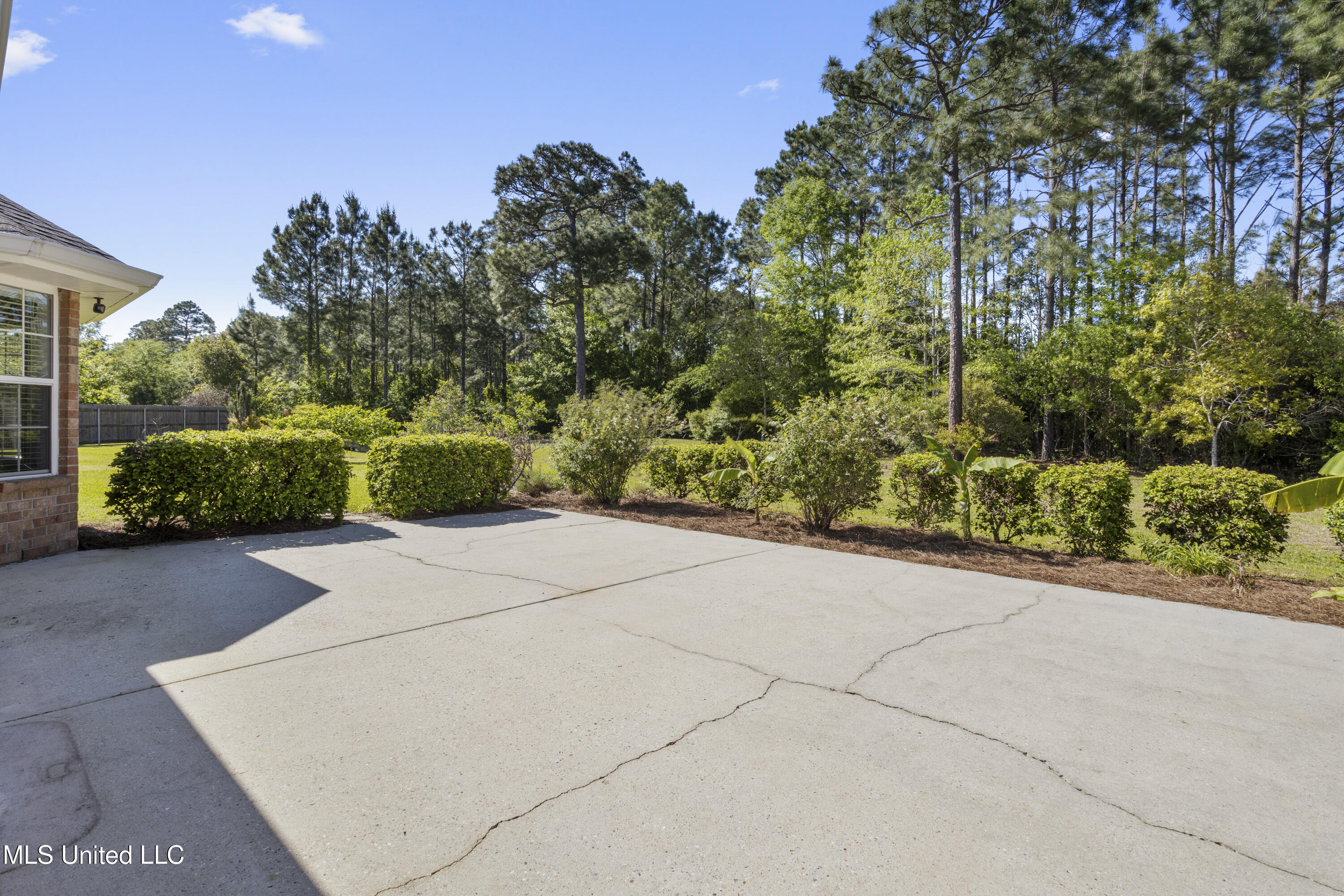 3126 Shadow Wood Drive