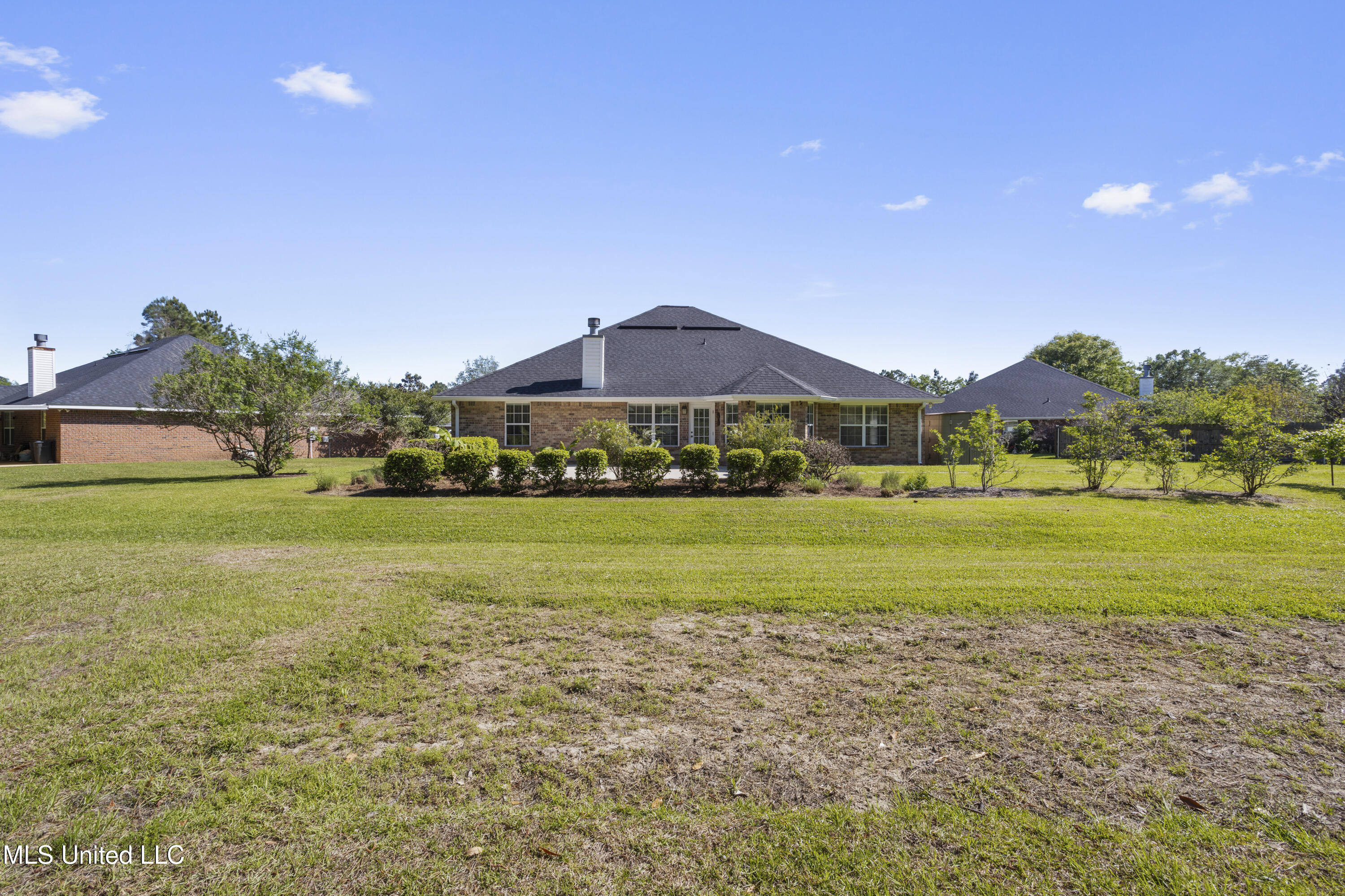 3126 Shadow Wood Drive