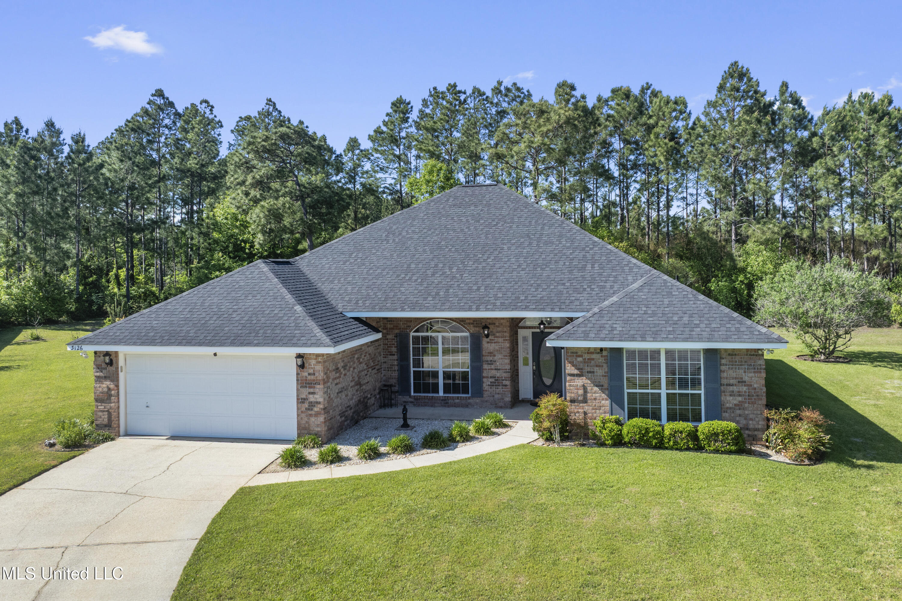 3126 Shadow Wood Drive