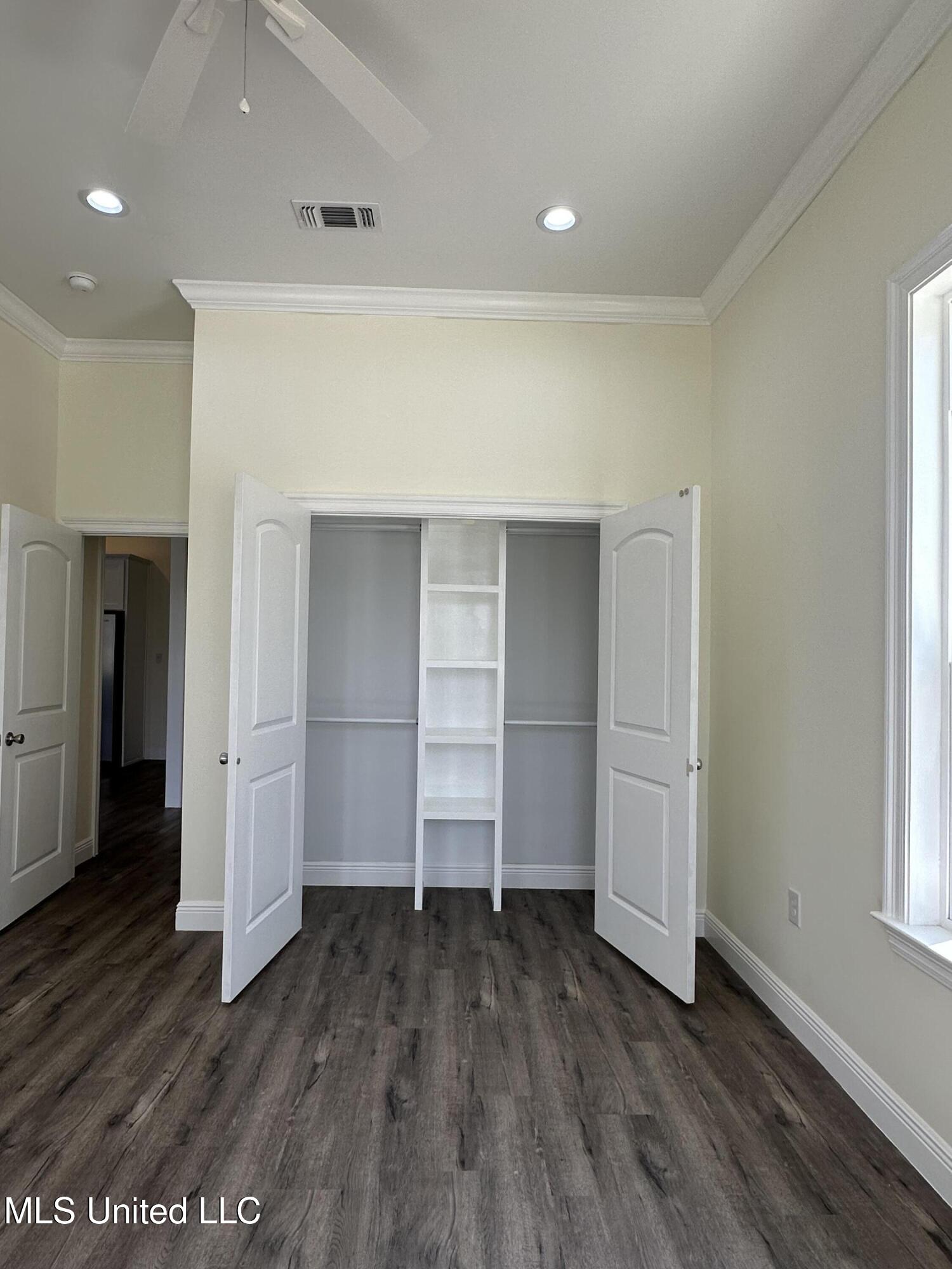 821 Central Avenue