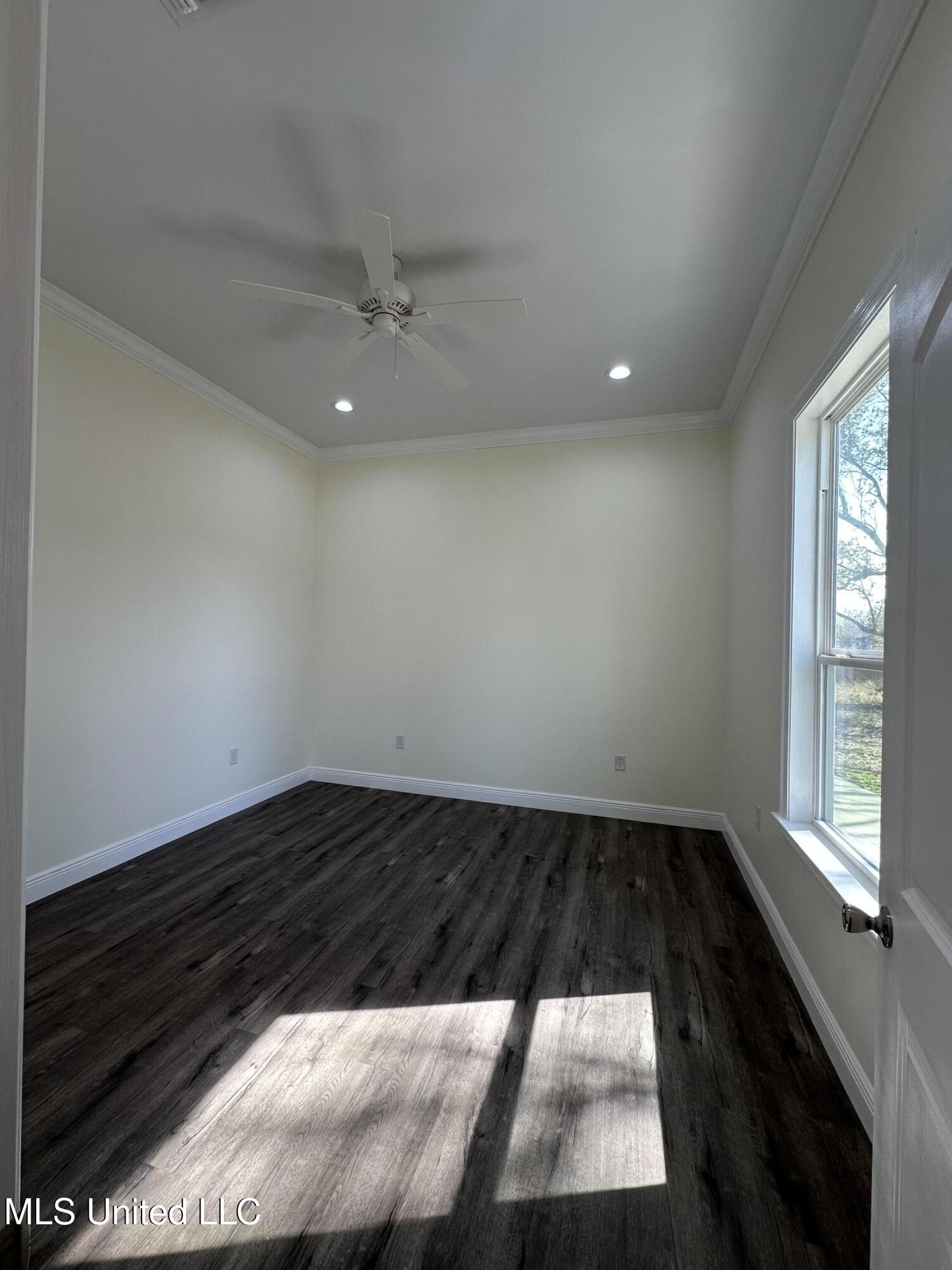 821 Central Avenue