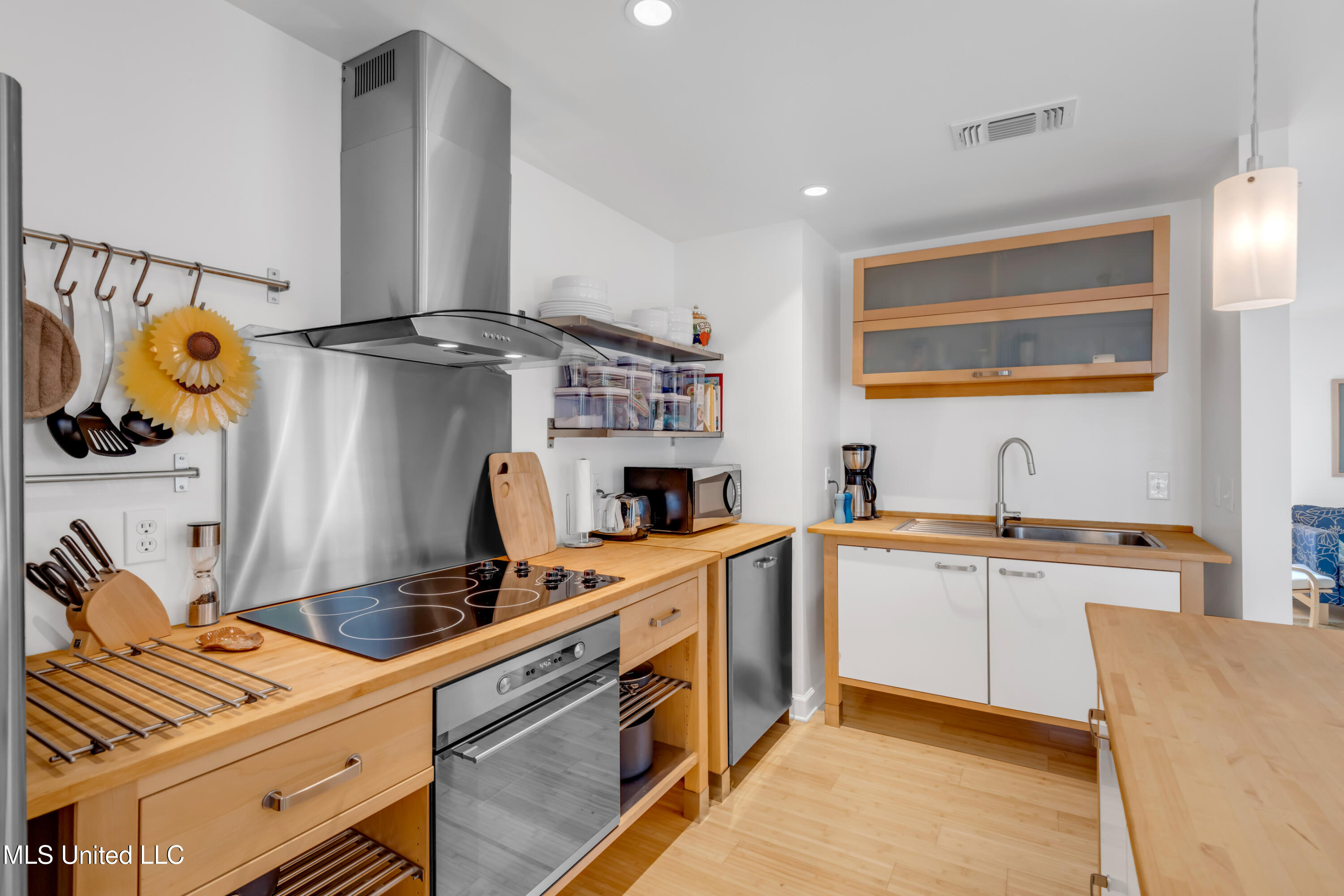 212 Washington Street