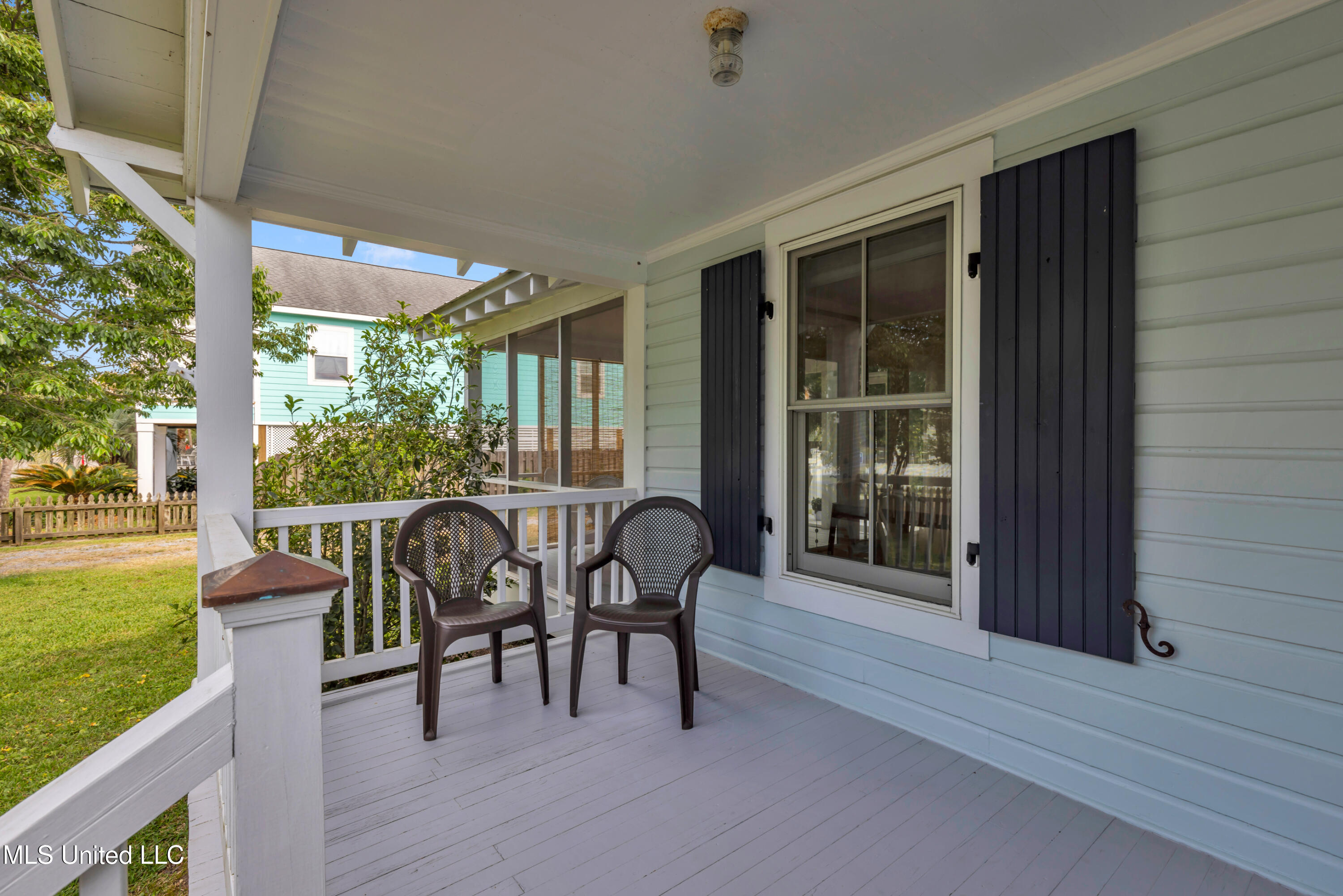 212 Washington Street