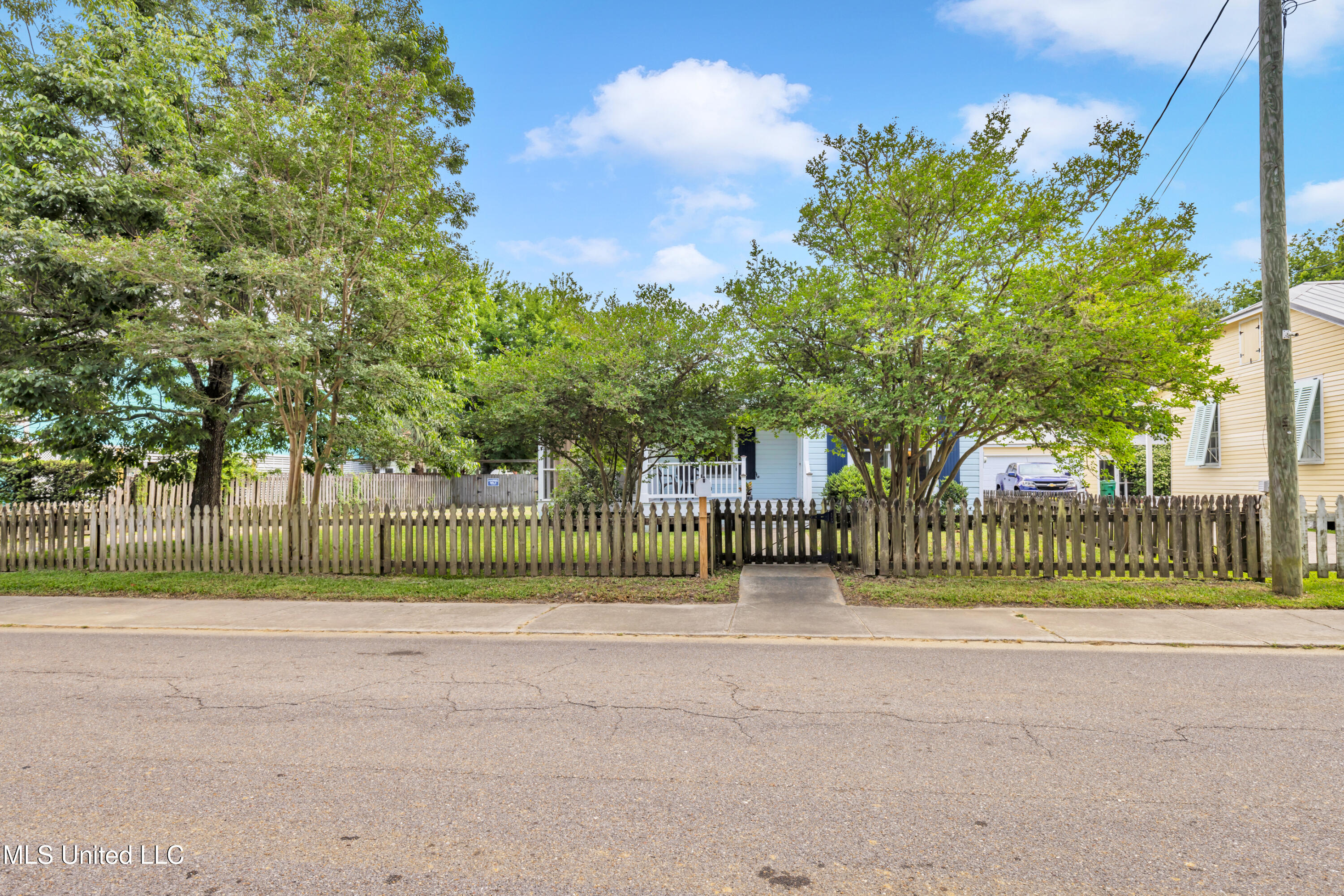 212 Washington Street