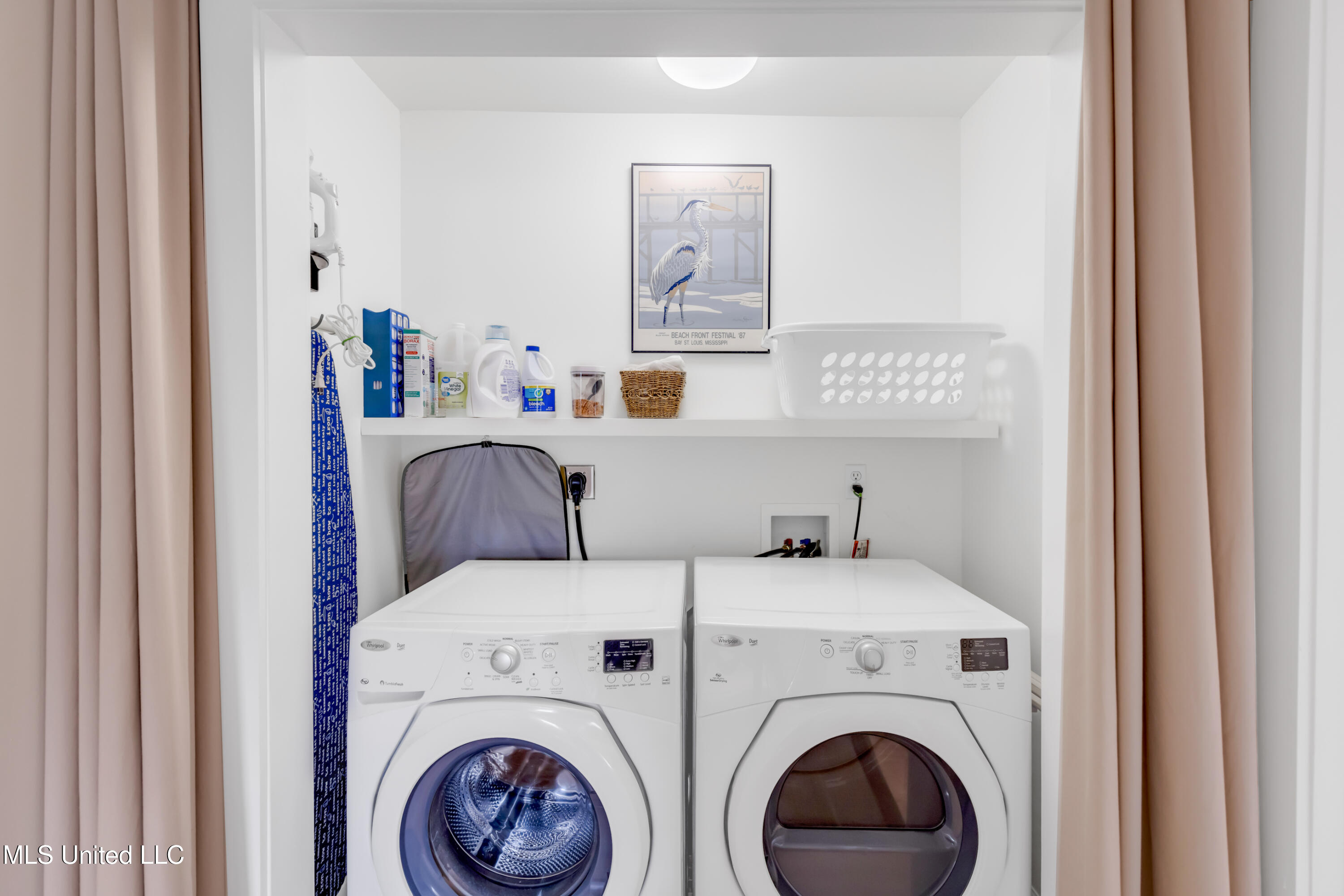 212 Washington Street