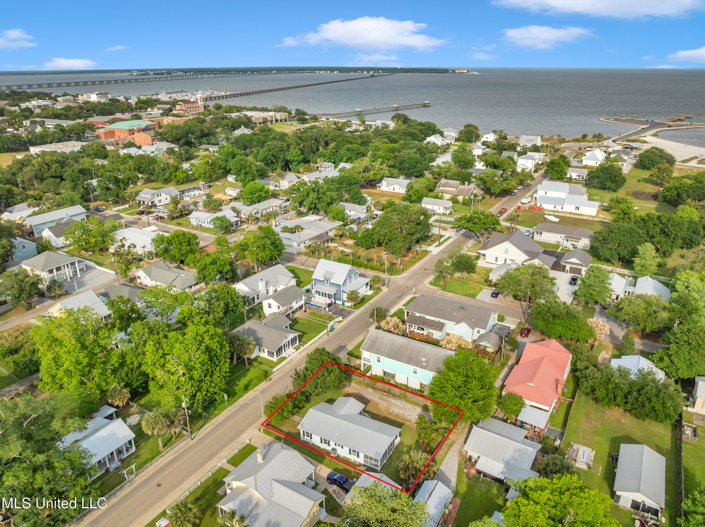 212 Washington Street