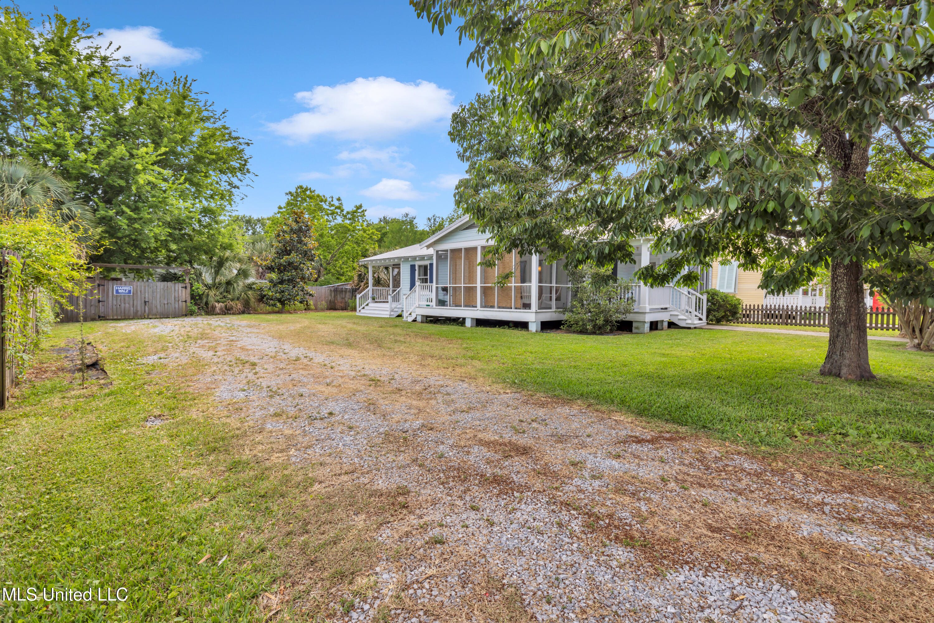 212 Washington Street