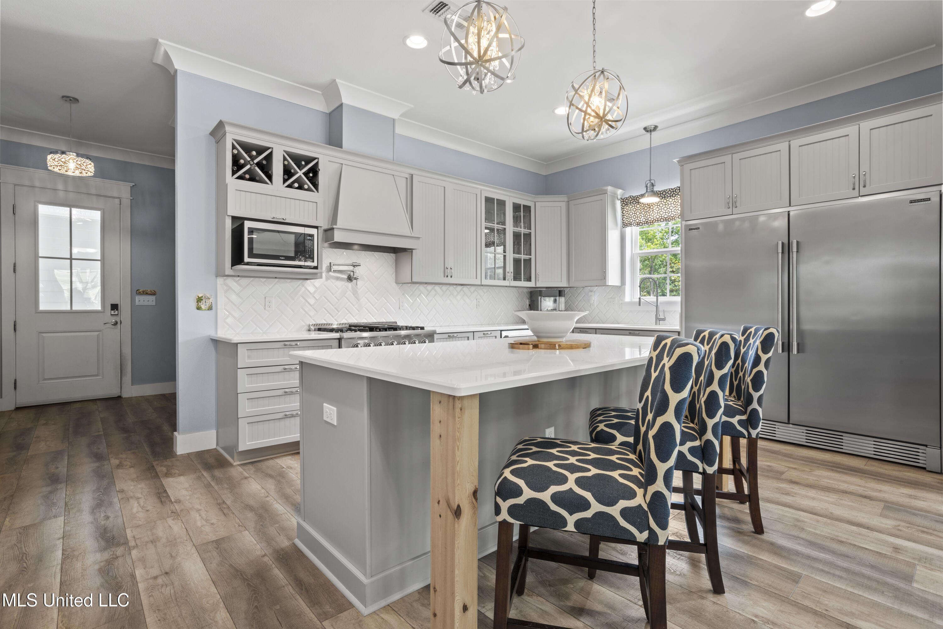 155 Acadian Bay Lane