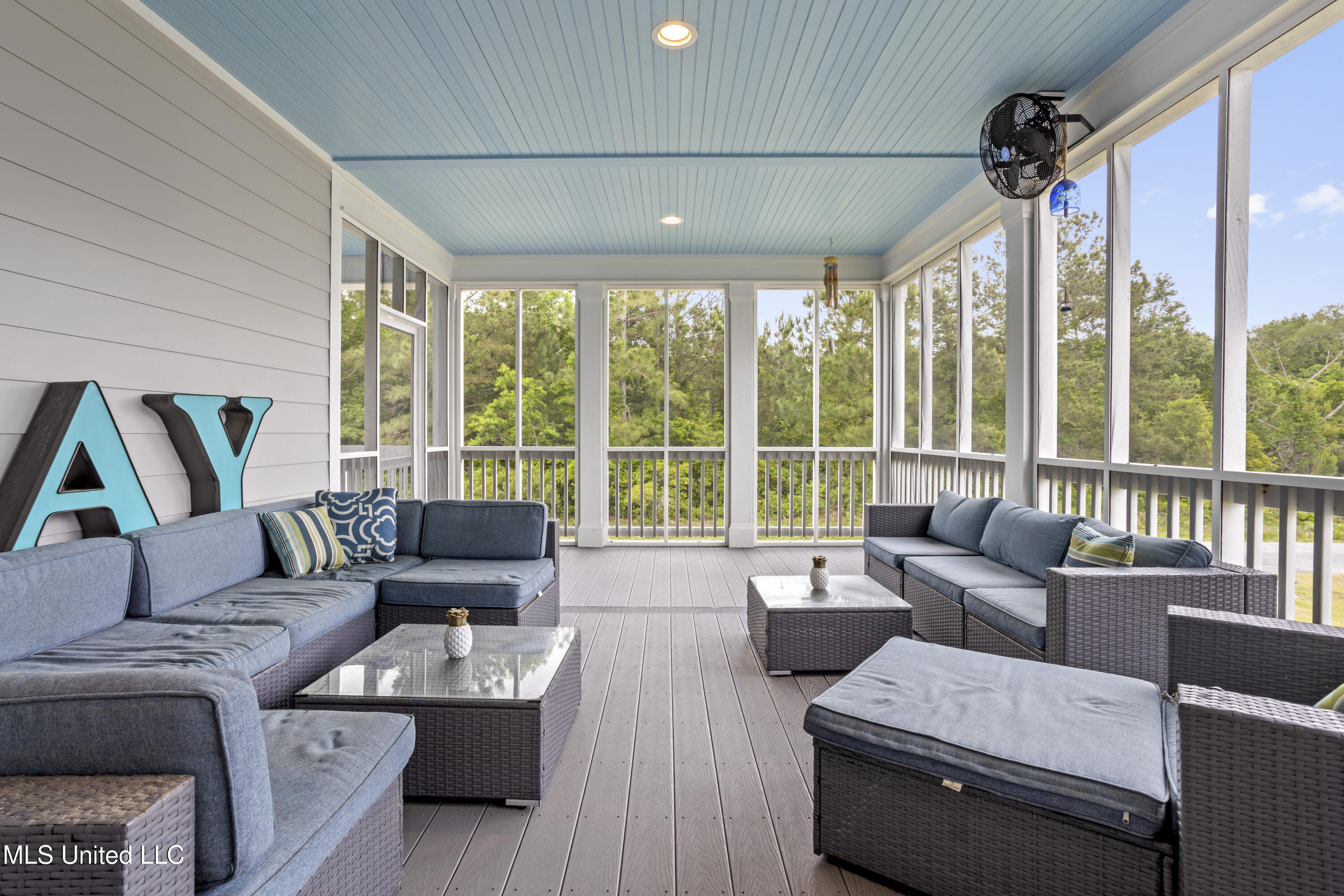 155 Acadian Bay Lane