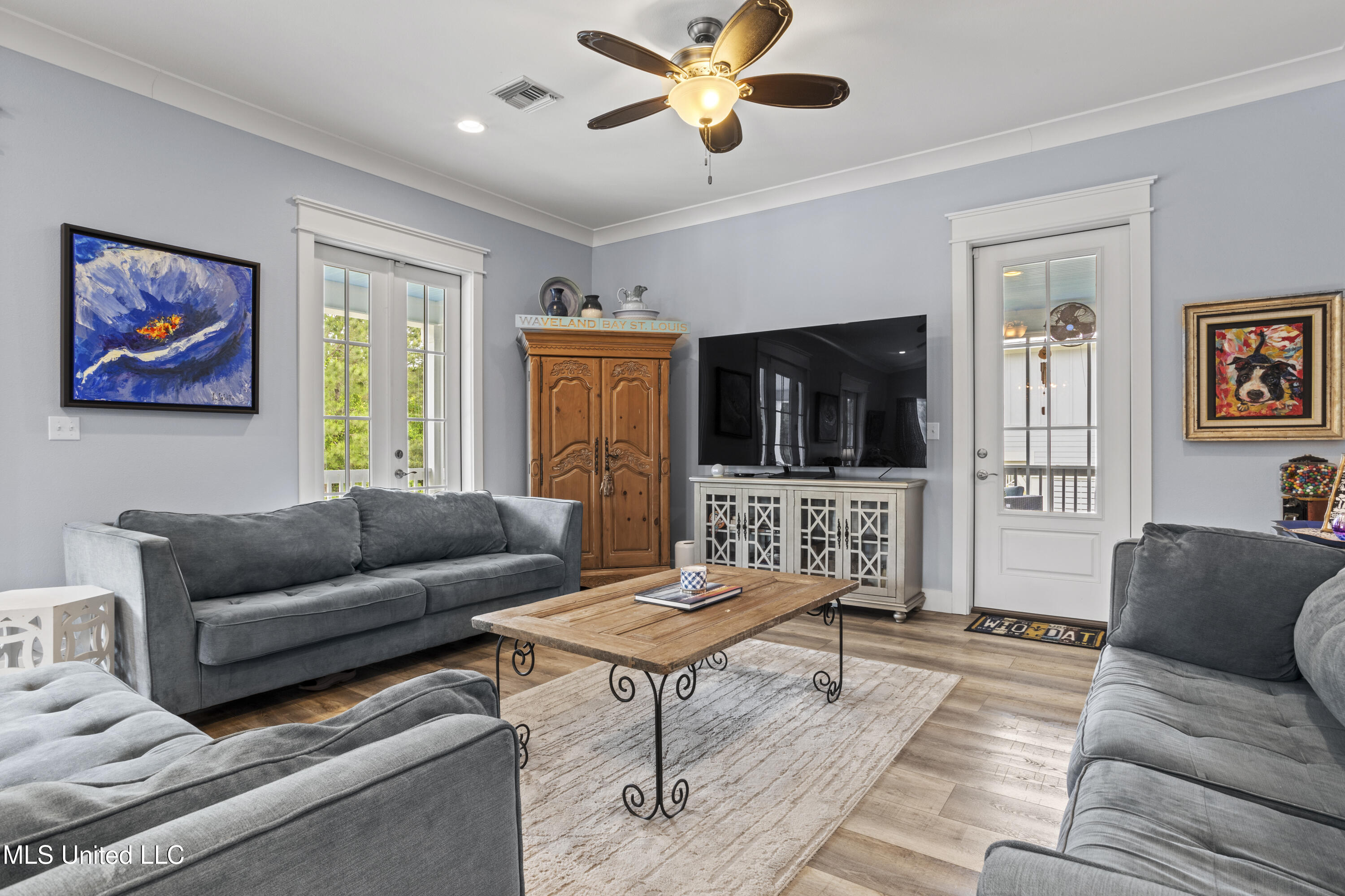 155 Acadian Bay Lane