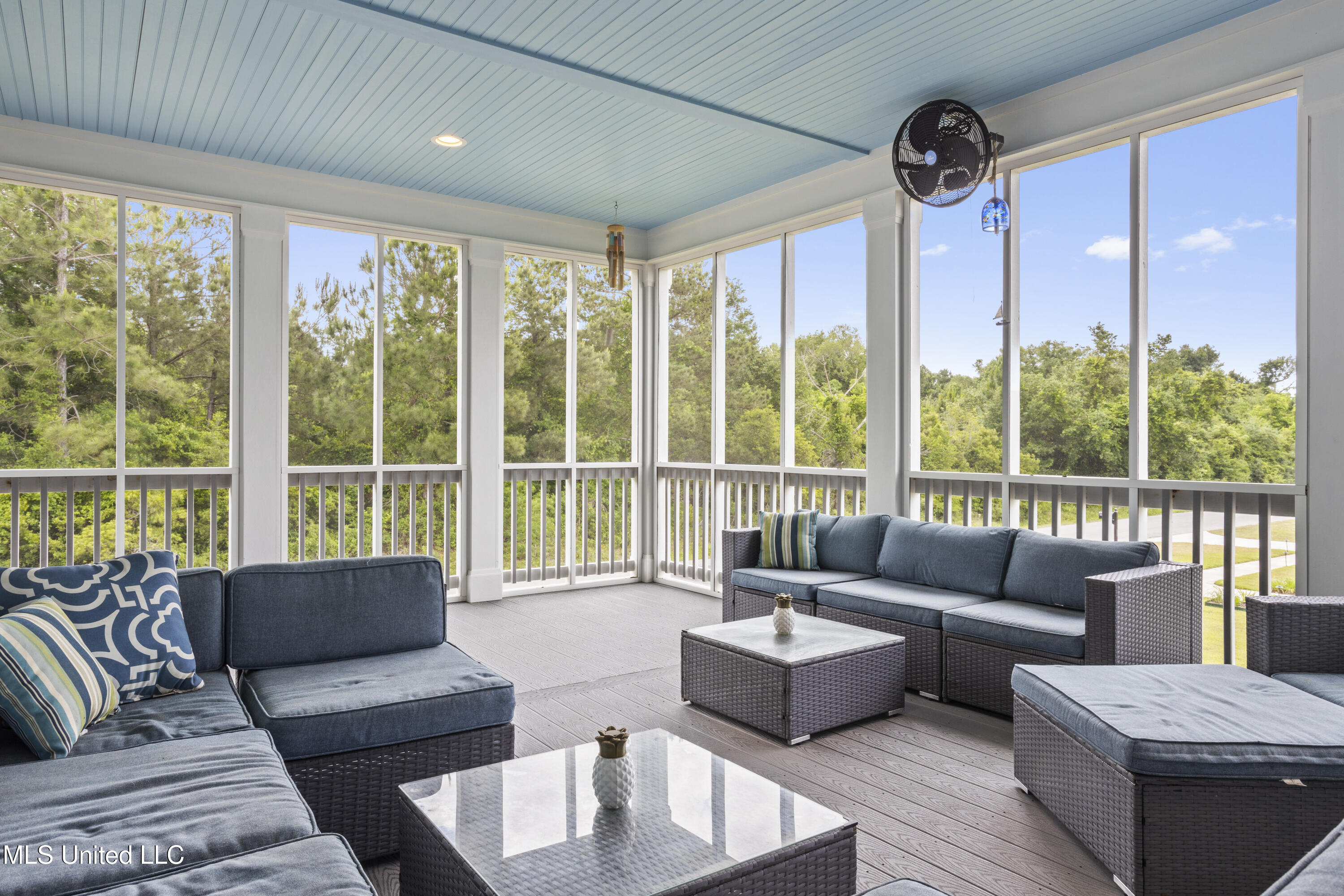 155 Acadian Bay Lane