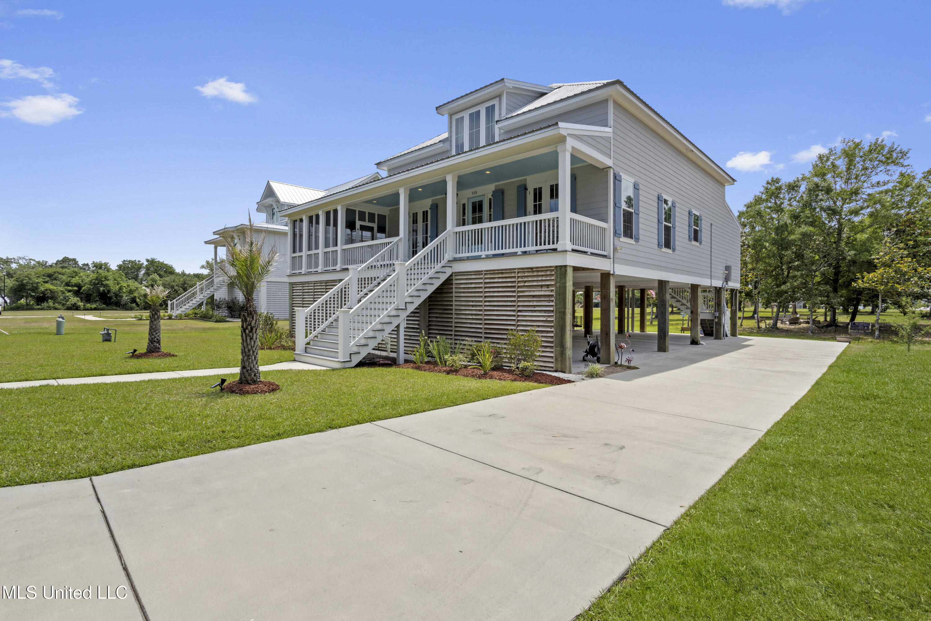 155 Acadian Bay Lane