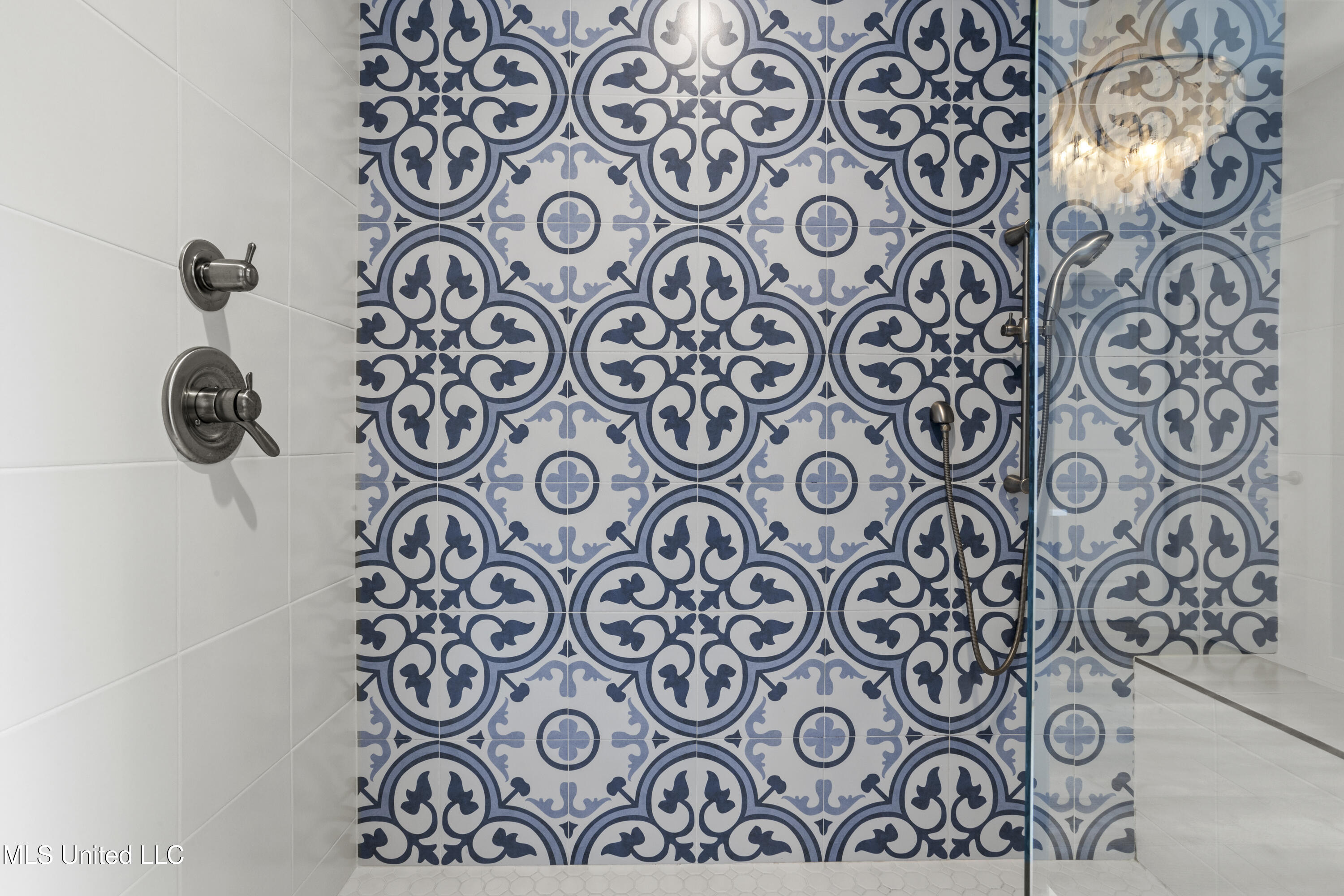 155 Acadian Bay Lane