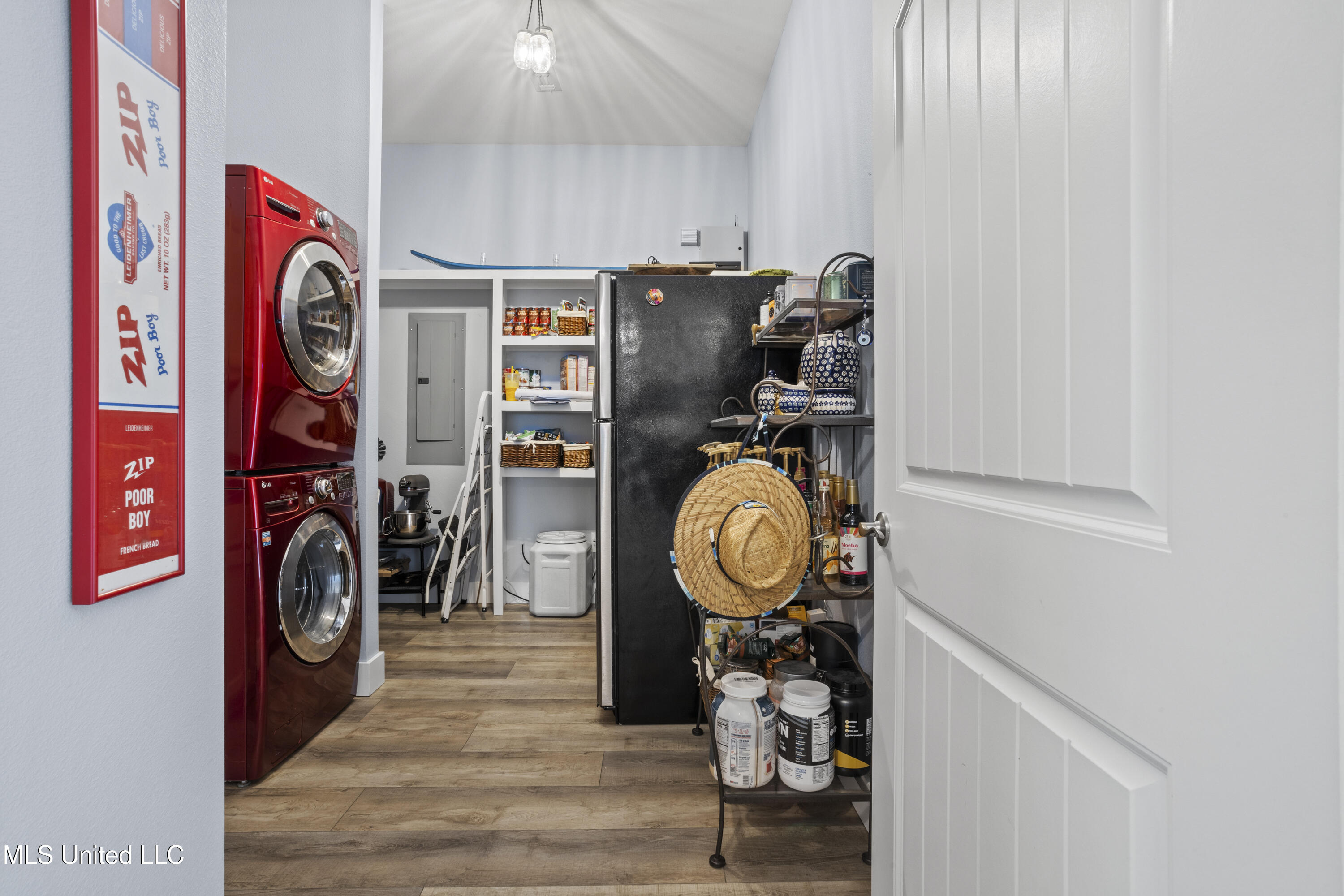 155 Acadian Bay Lane