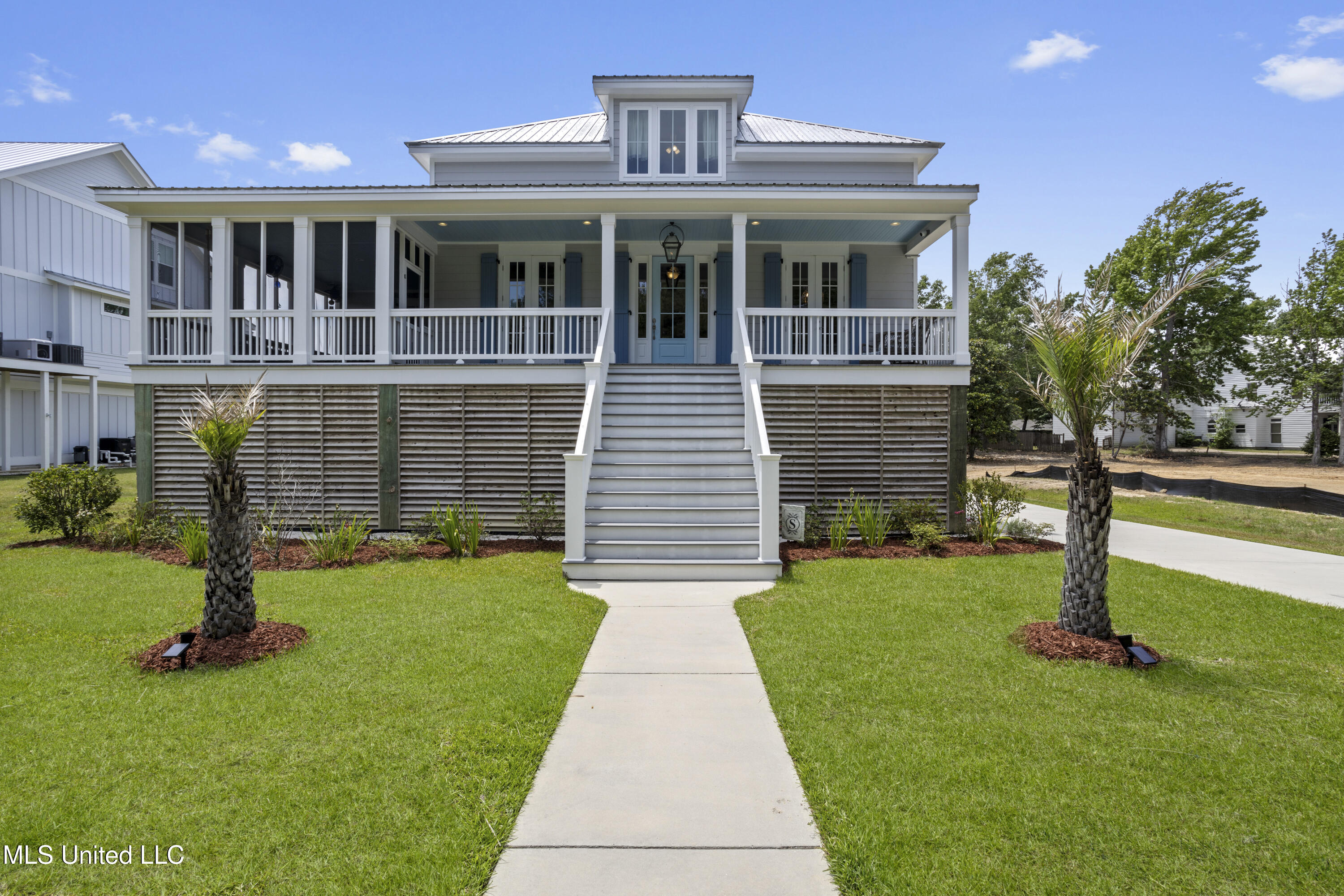 155 Acadian Bay Lane