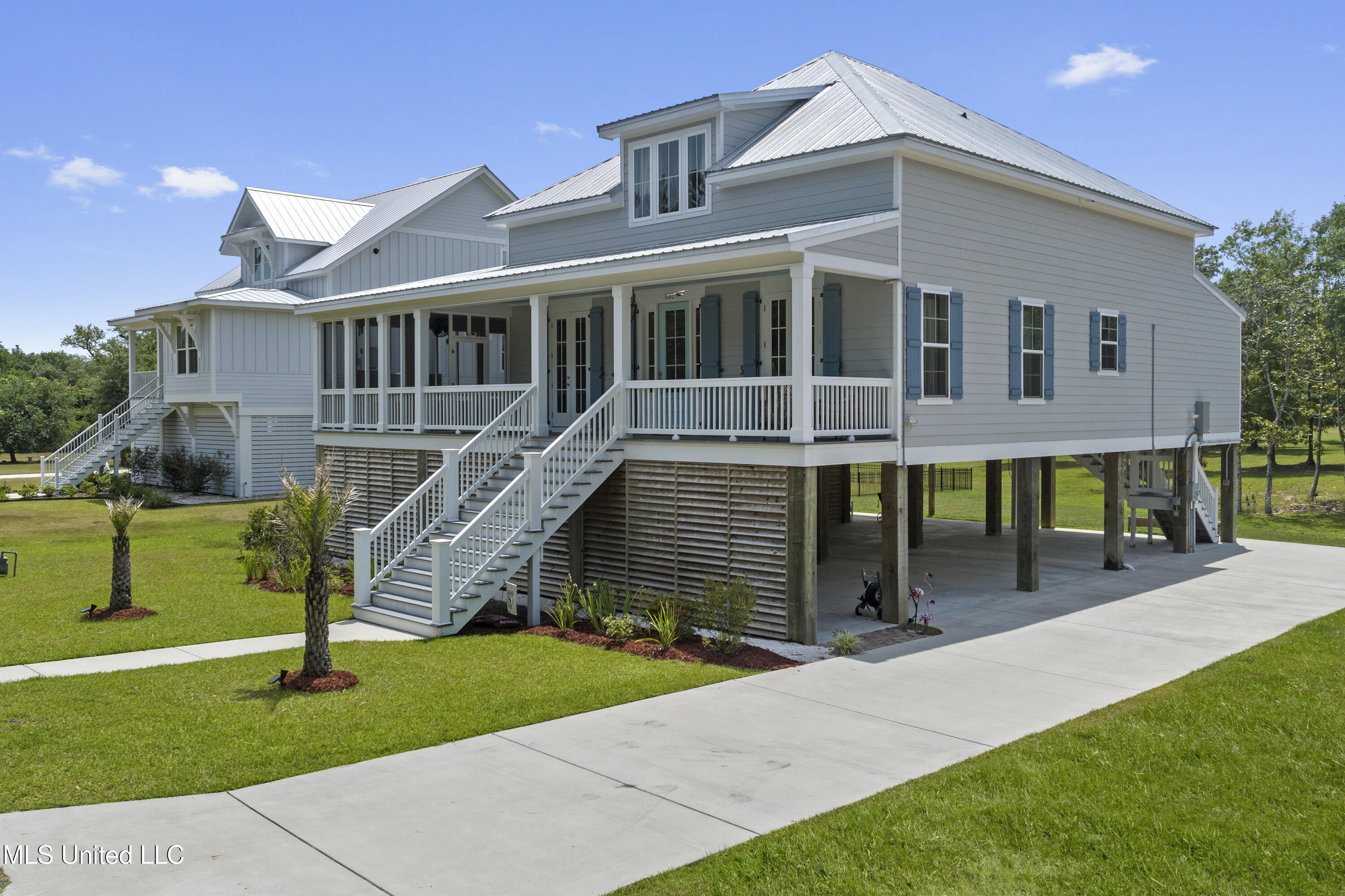 155 Acadian Bay Lane