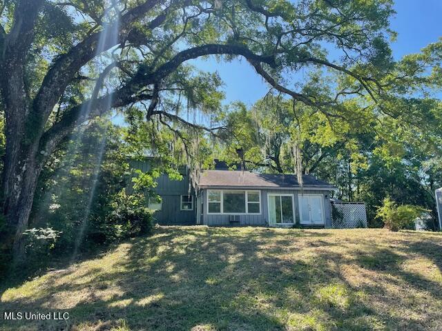 10411 Riverroad Drive