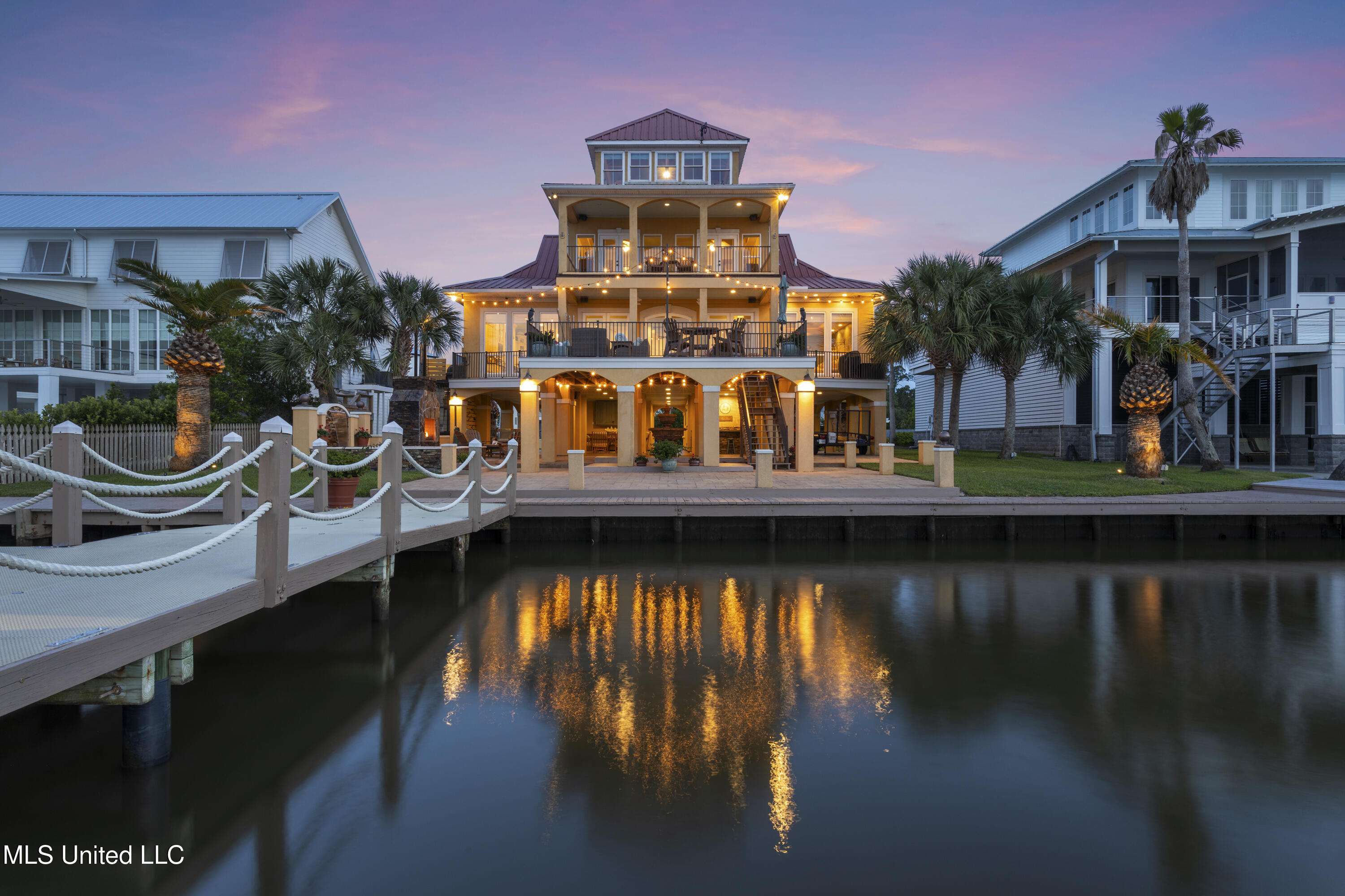 120 Sweetbay Drive