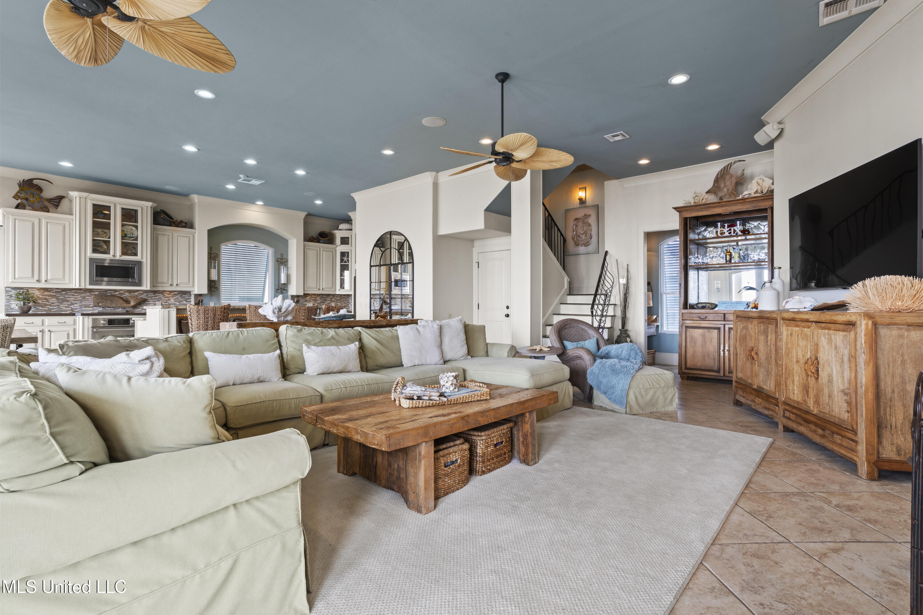 120 Sweetbay Drive