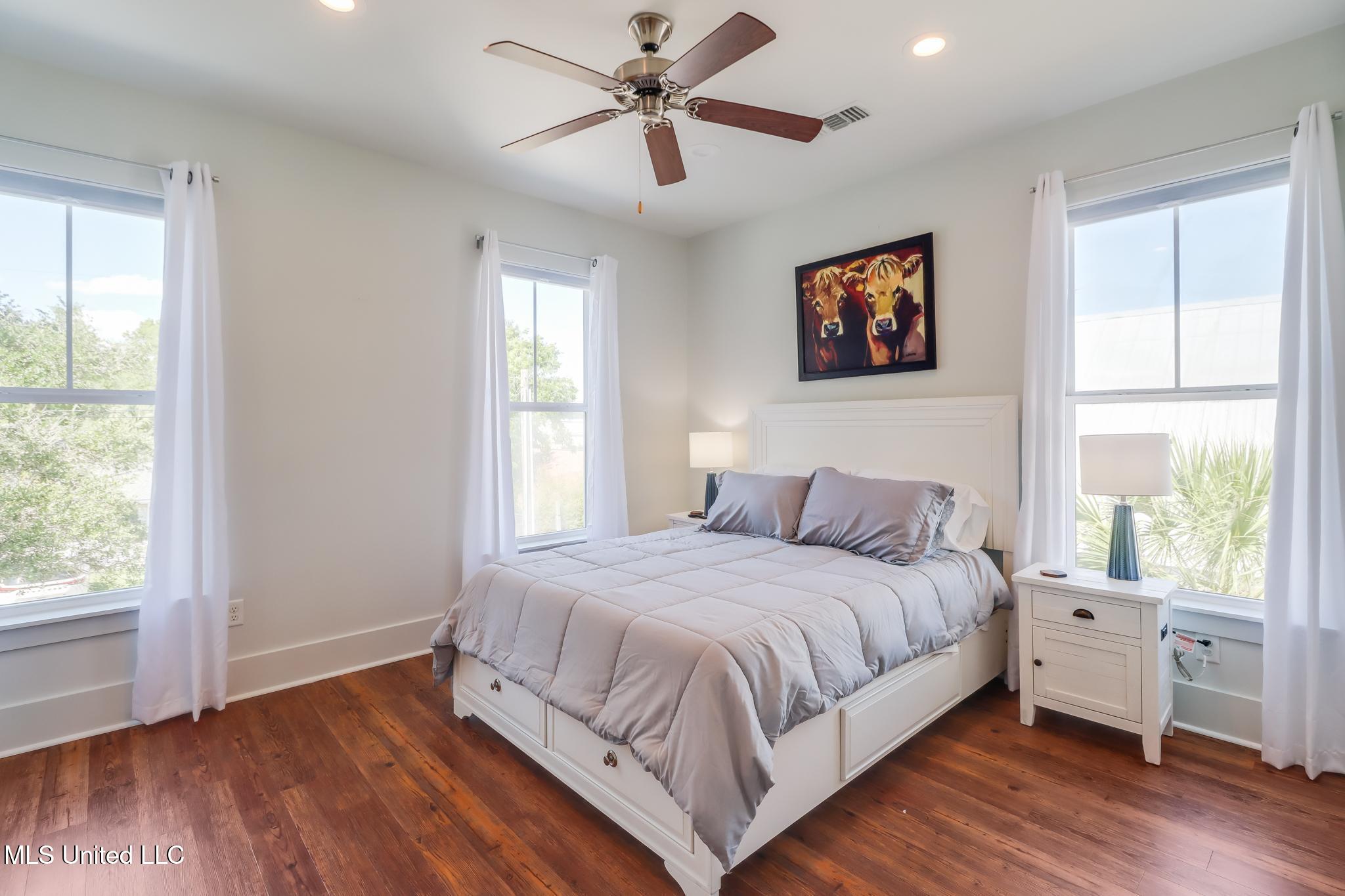 304 Ballentine Street