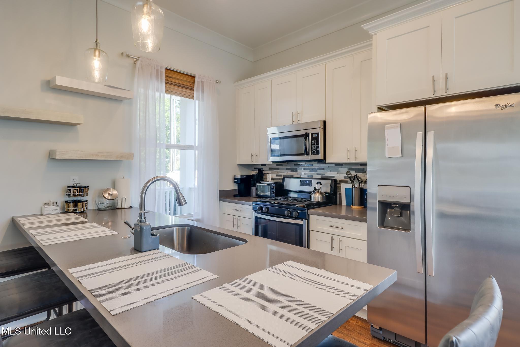 304 Ballentine Street