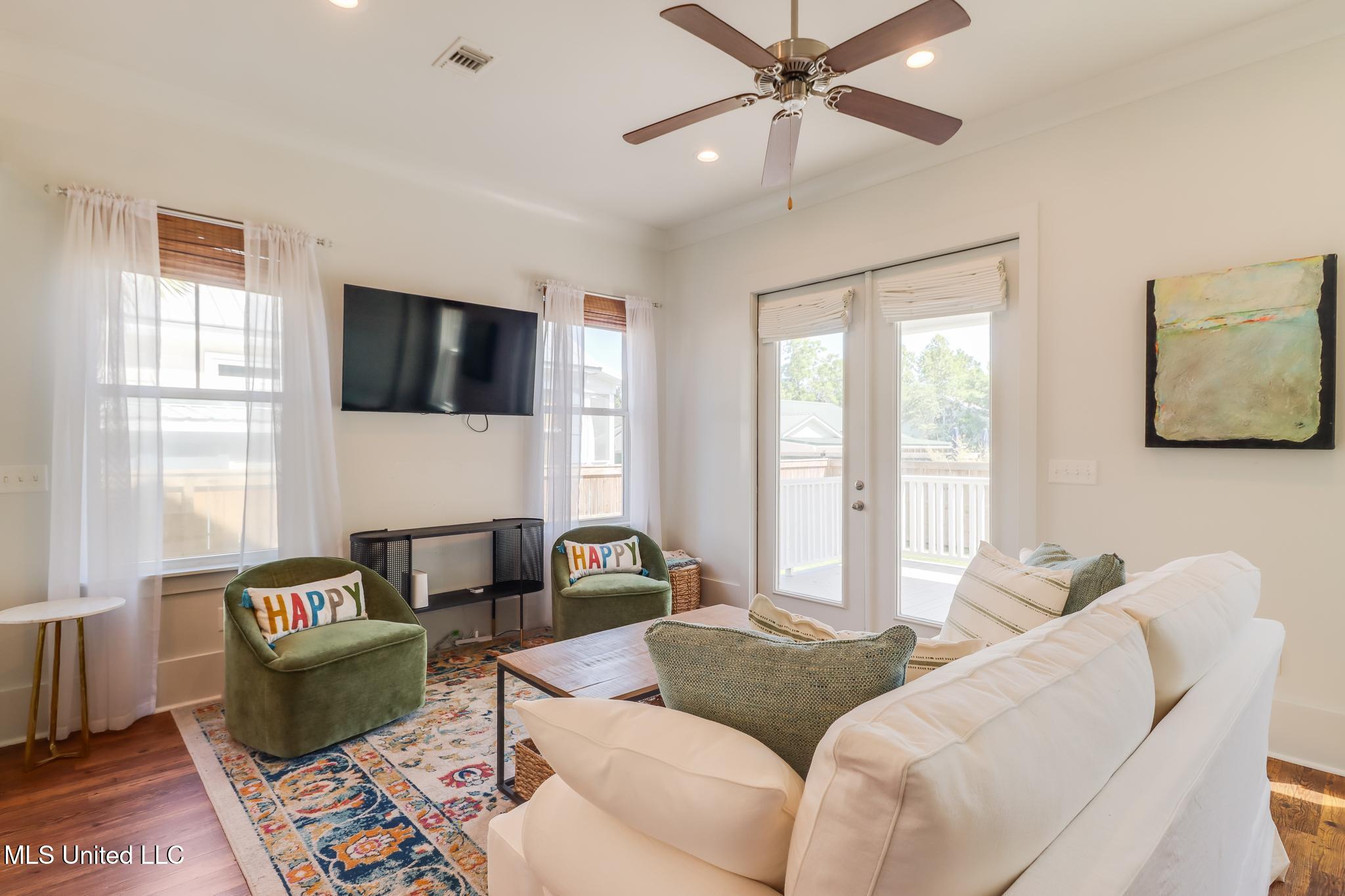 304 Ballentine Street