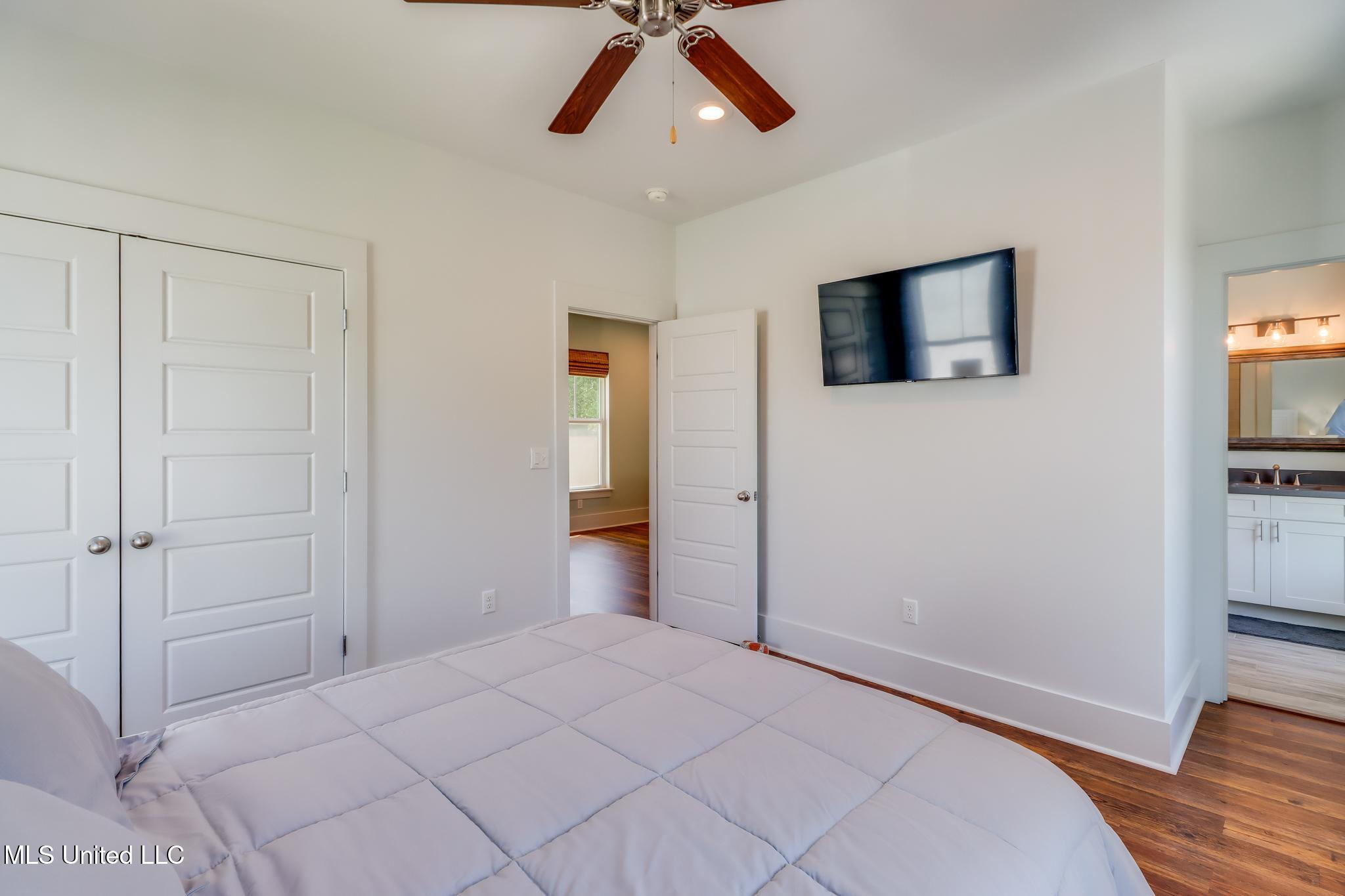 304 Ballentine Street