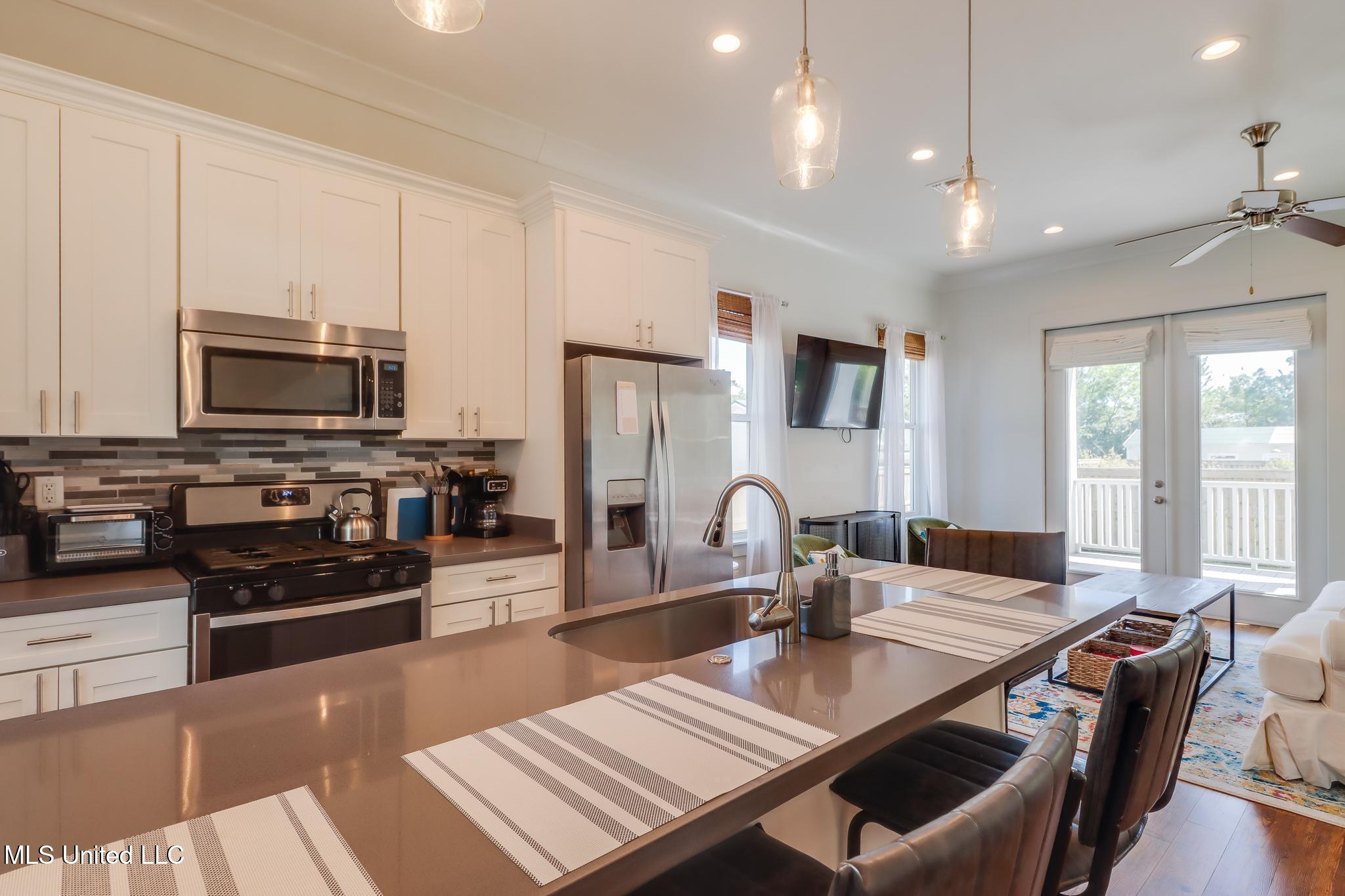 304 Ballentine Street