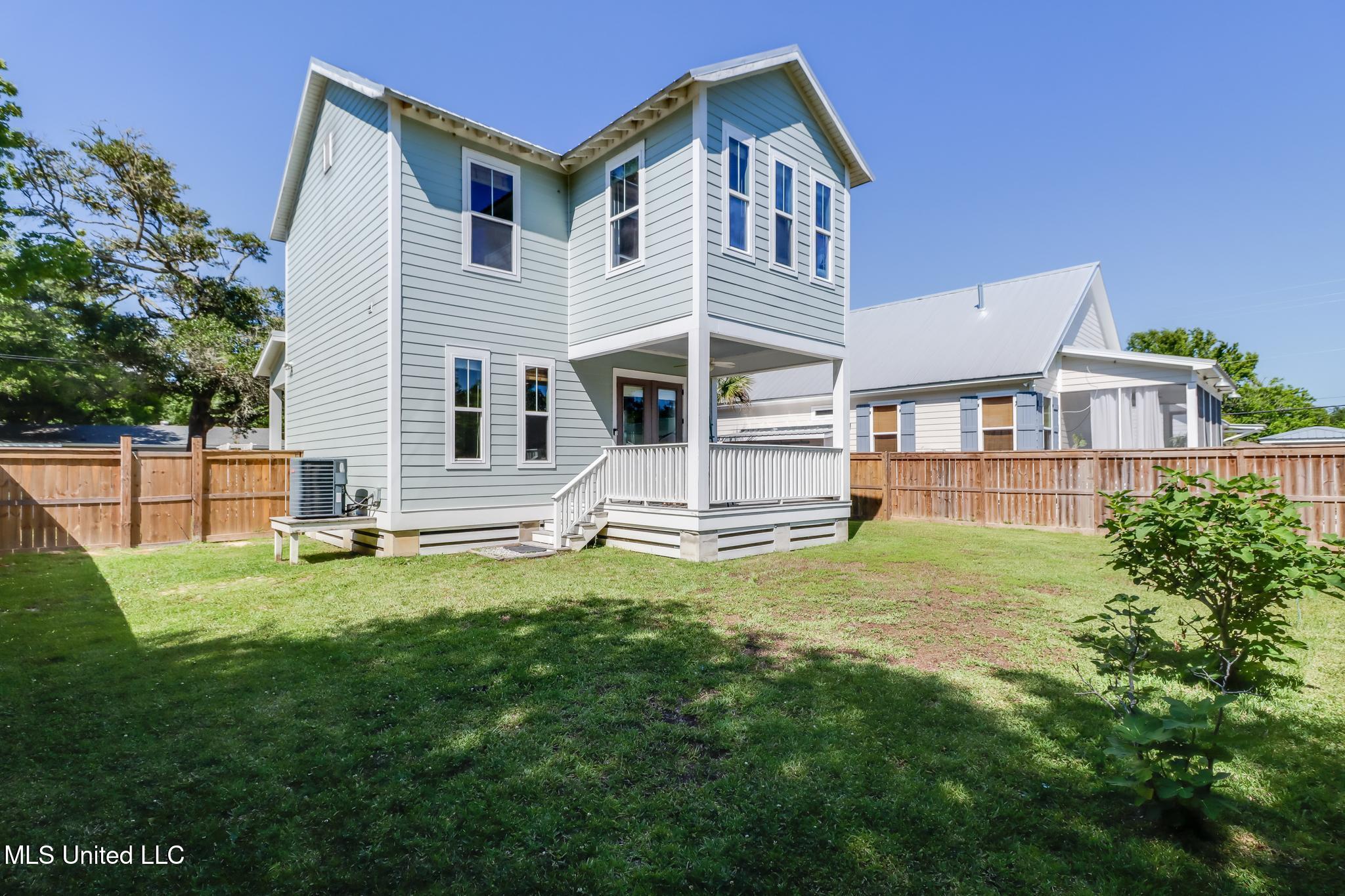 304 Ballentine Street