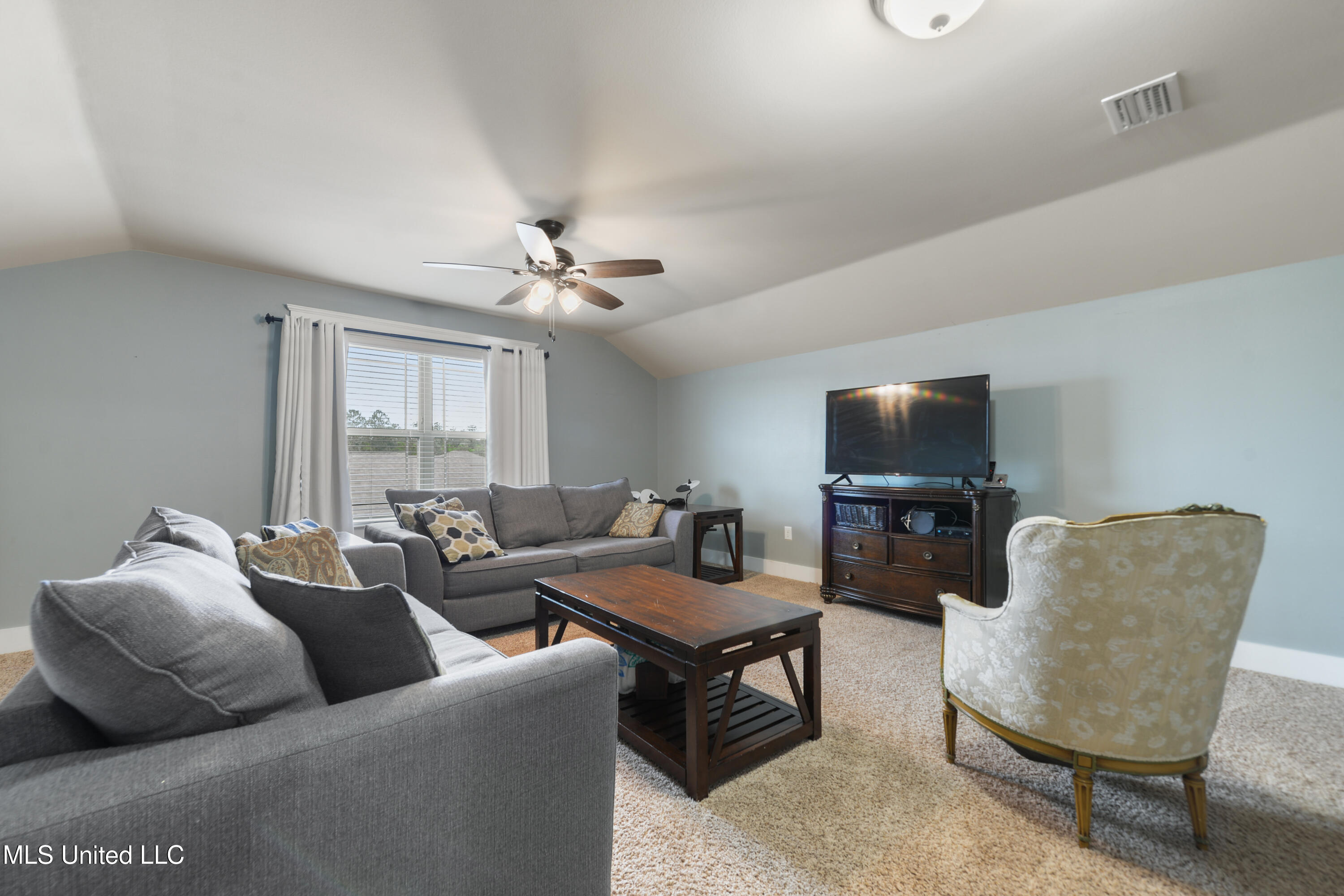 18225 Tulip Cove