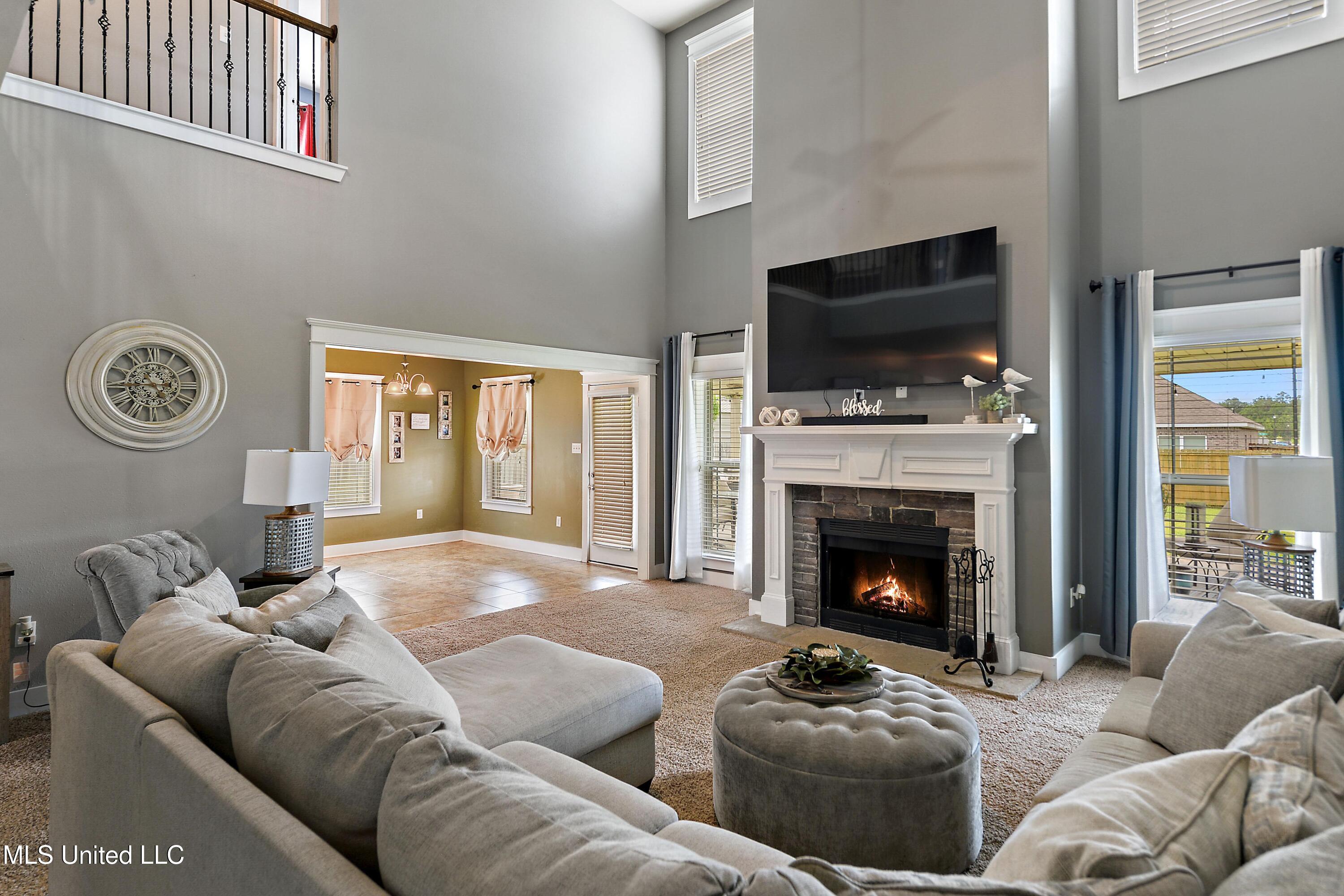18225 Tulip Cove