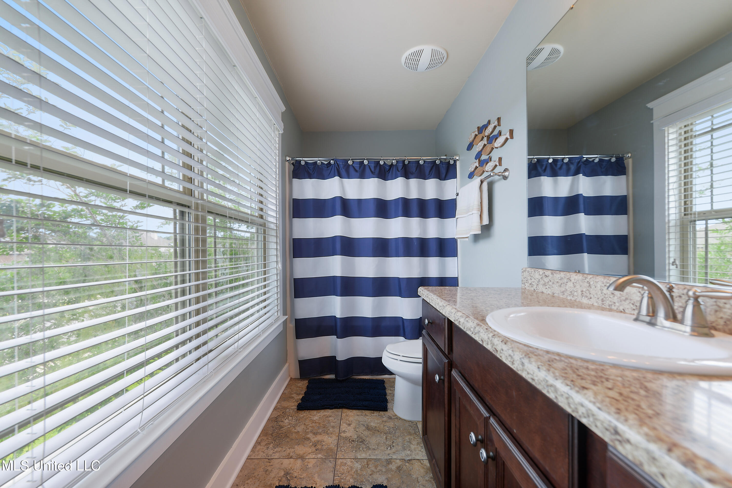 18225 Tulip Cove